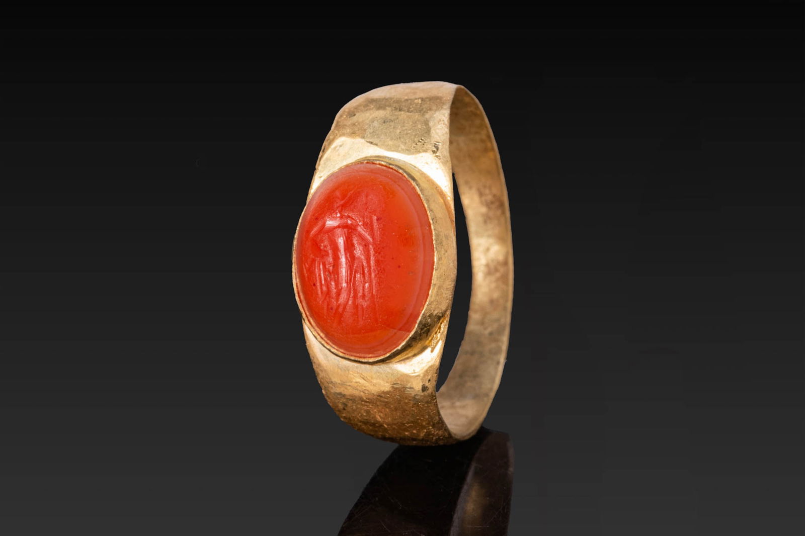 ROMAN AGATE INTAGLIO OF A STANDING GOD IN HIGH KARAT GOLD RING (1 of 4)