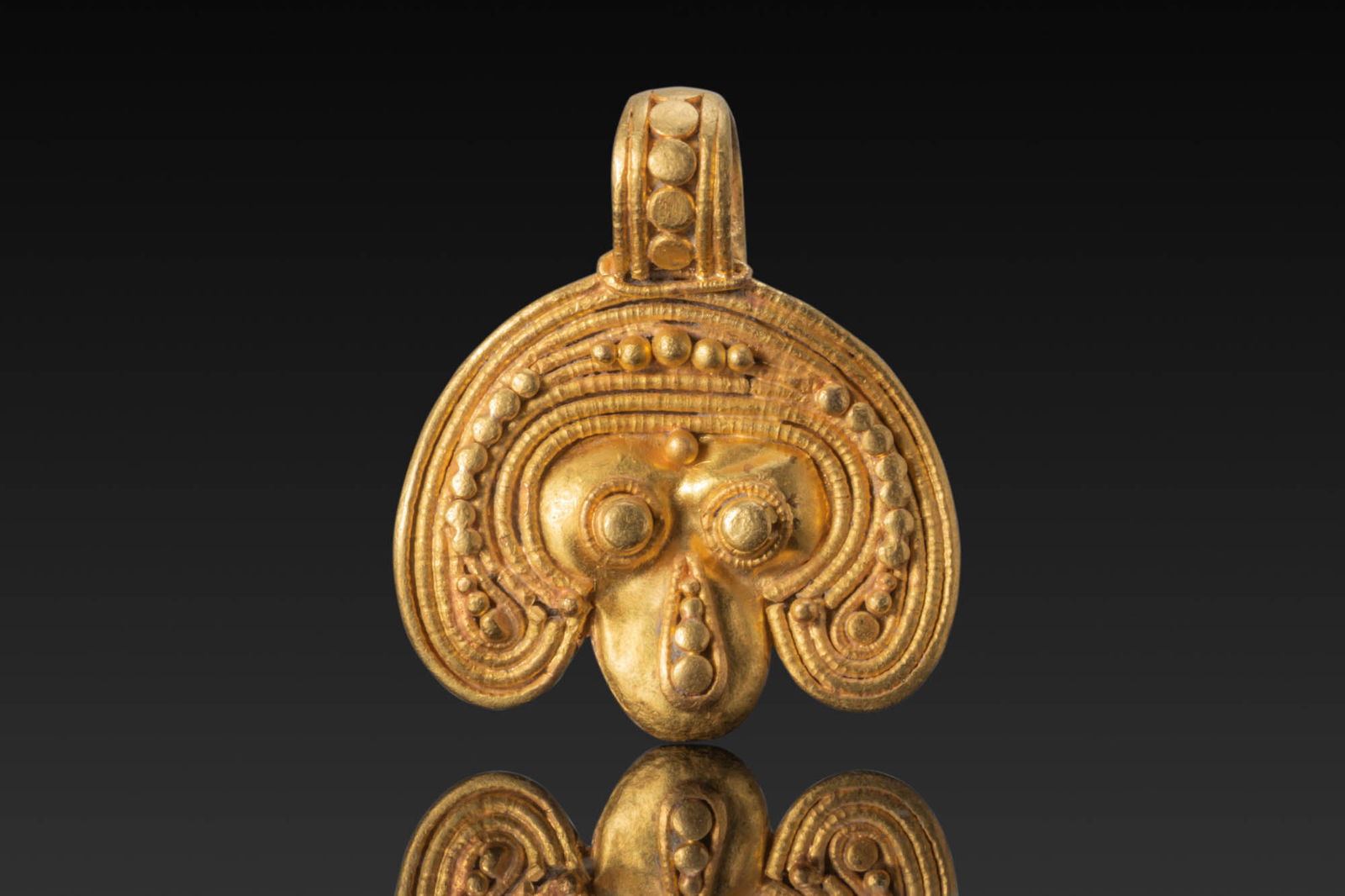 STUNNING SAXON PERIOD HIGH KARAT GOLD HEAD OF ODIN PENDANT (1 of 3)