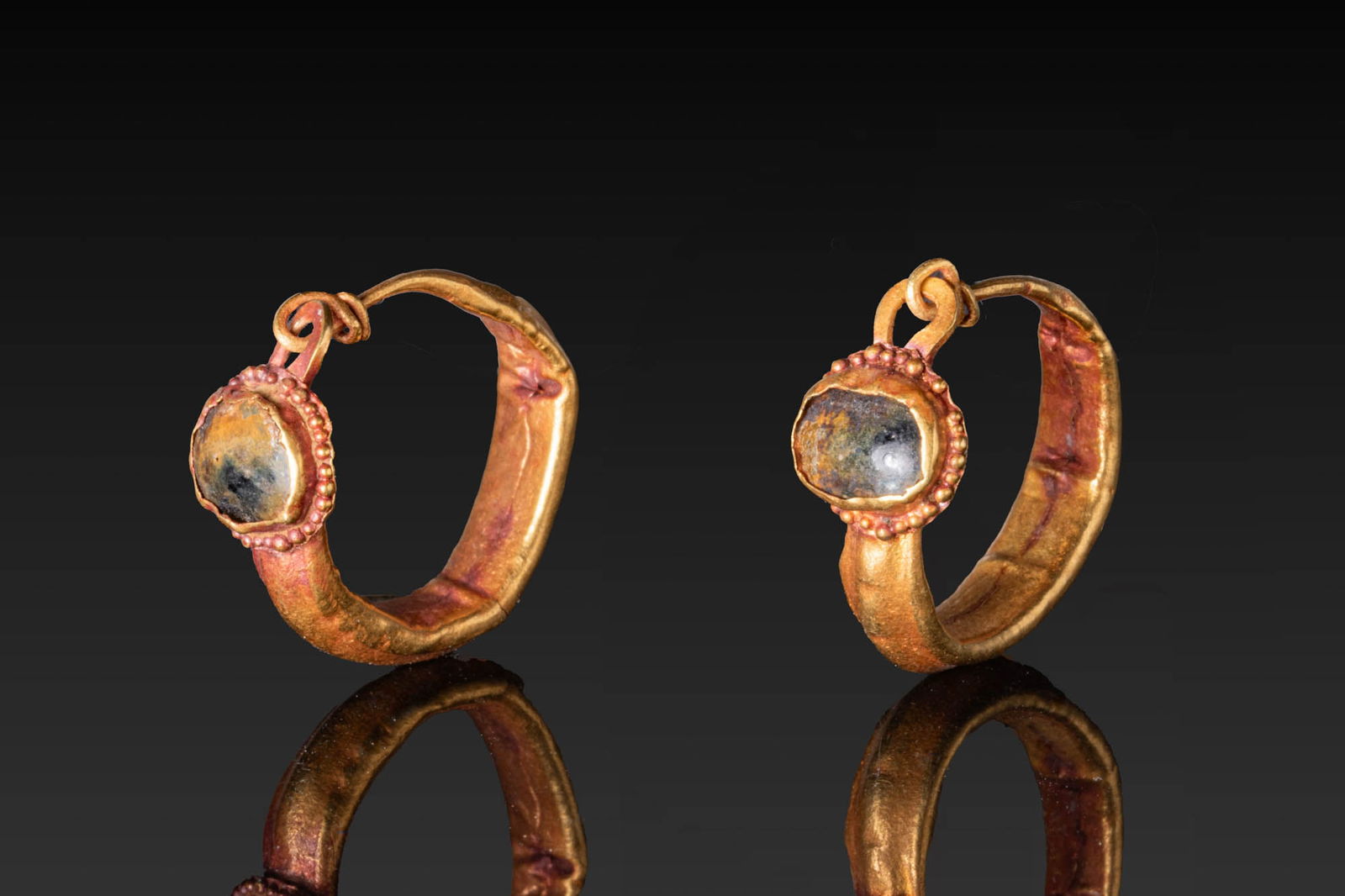 MATCHED PAIR OF ROMAN HIGH KARAT GOLD HOOP EARRINGS WITH CABOCHONS (1 of 7)