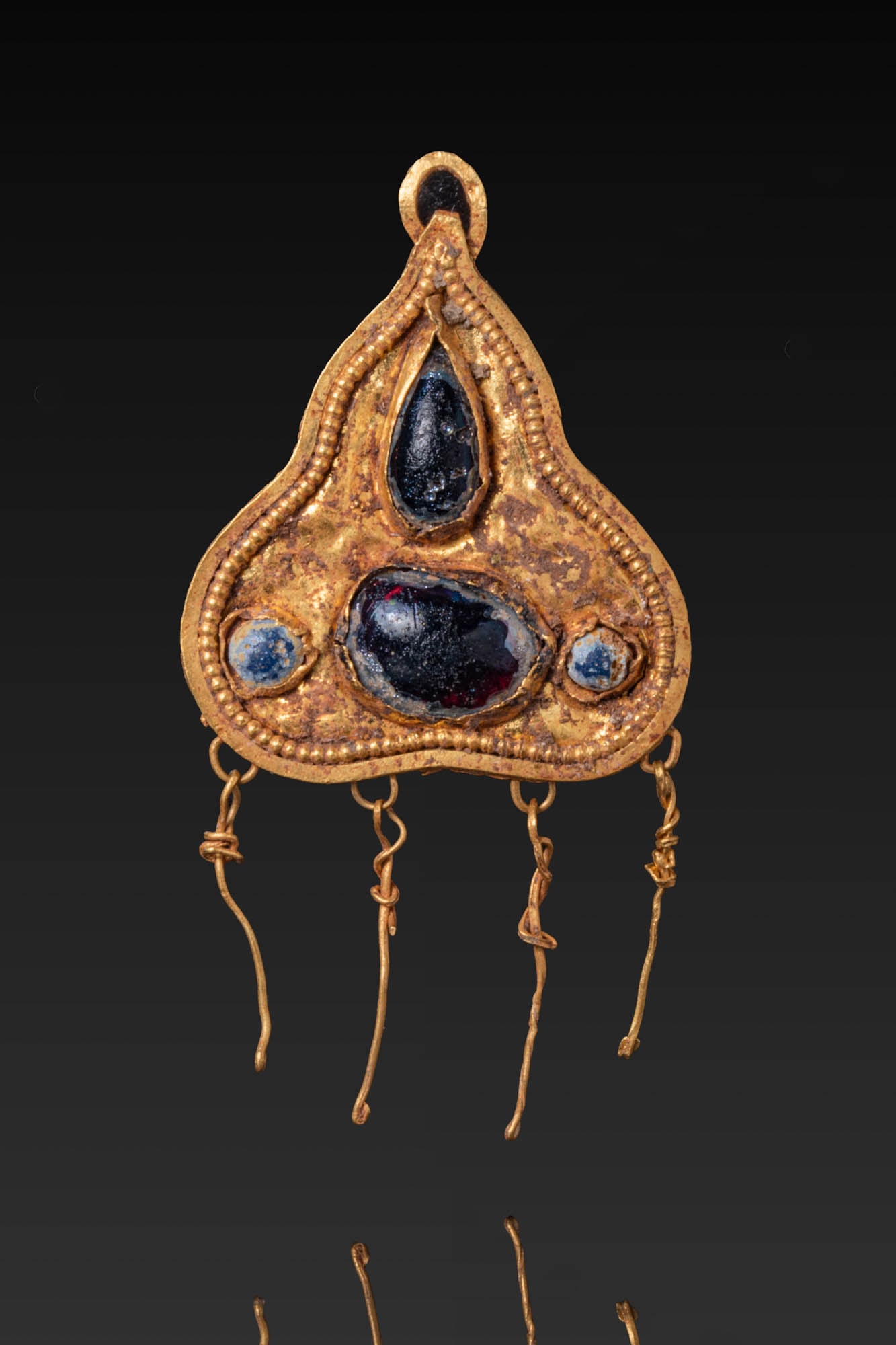 BYZANTINE HIGH KARAT GOLD PENDANT WITH GARNETS AND GLASS CABOCHONS (1 of 3)