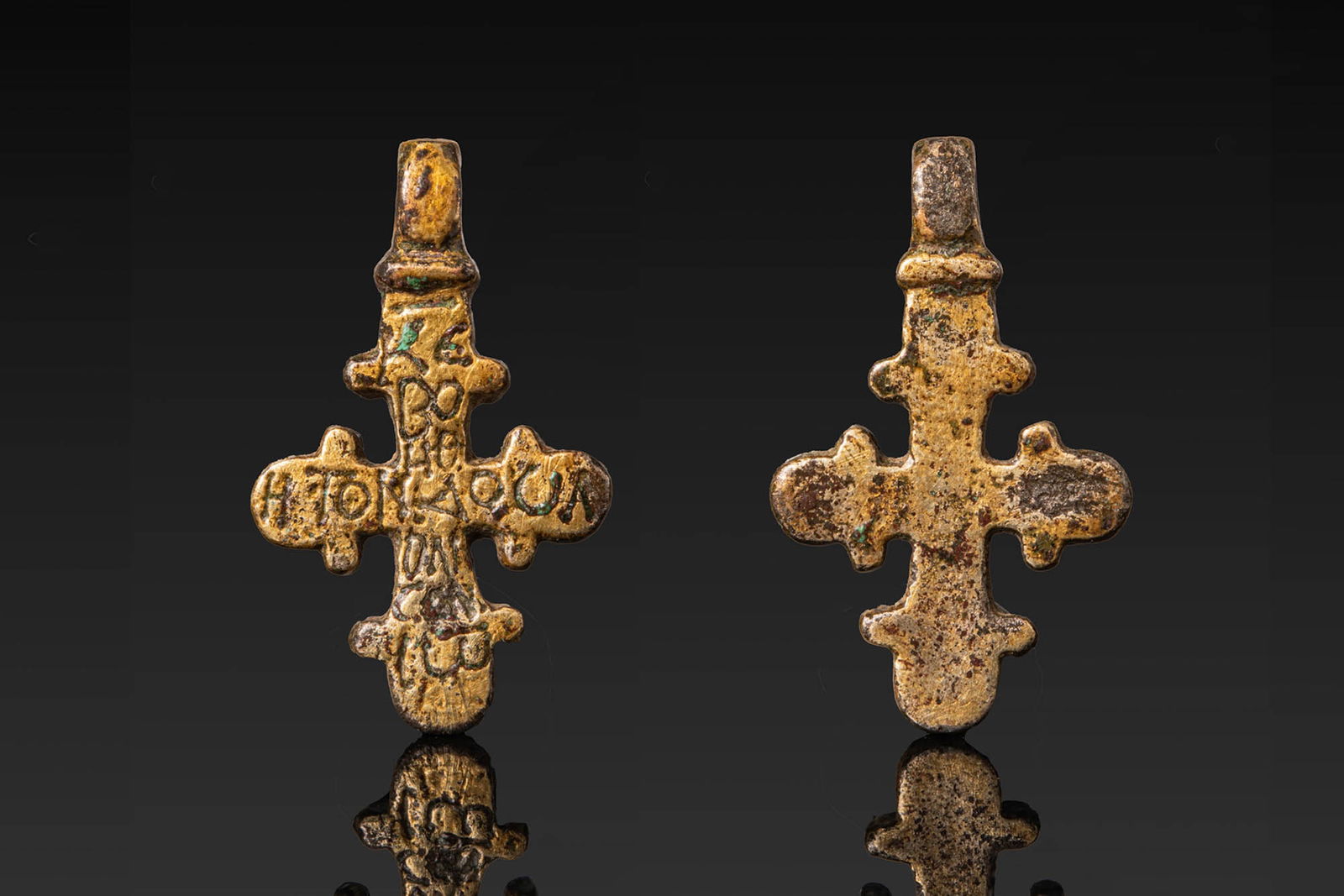 BYZANTINE SILVER-GILT PENDANT (1 of 4)