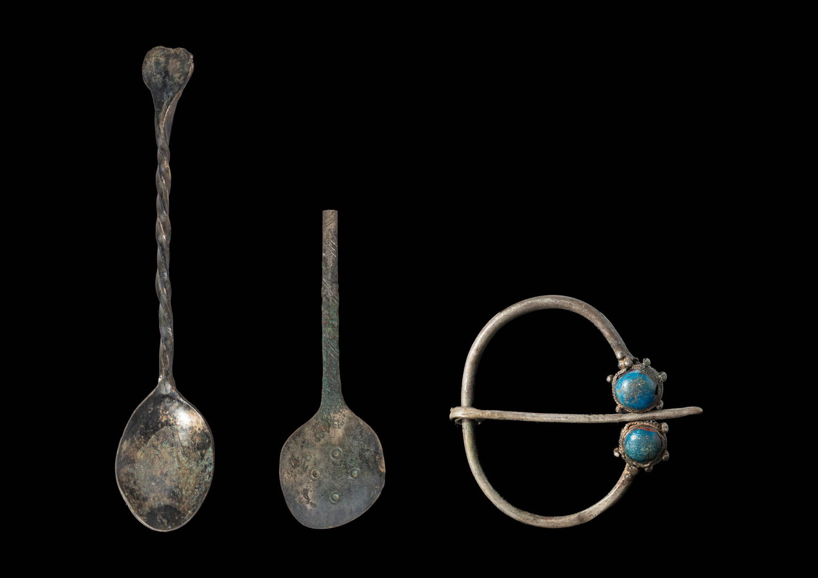 VIKING PAIR OF SPOONS AND PENANNULAR BROOCH WITH BLUE CABOCHONS (1 of 2)