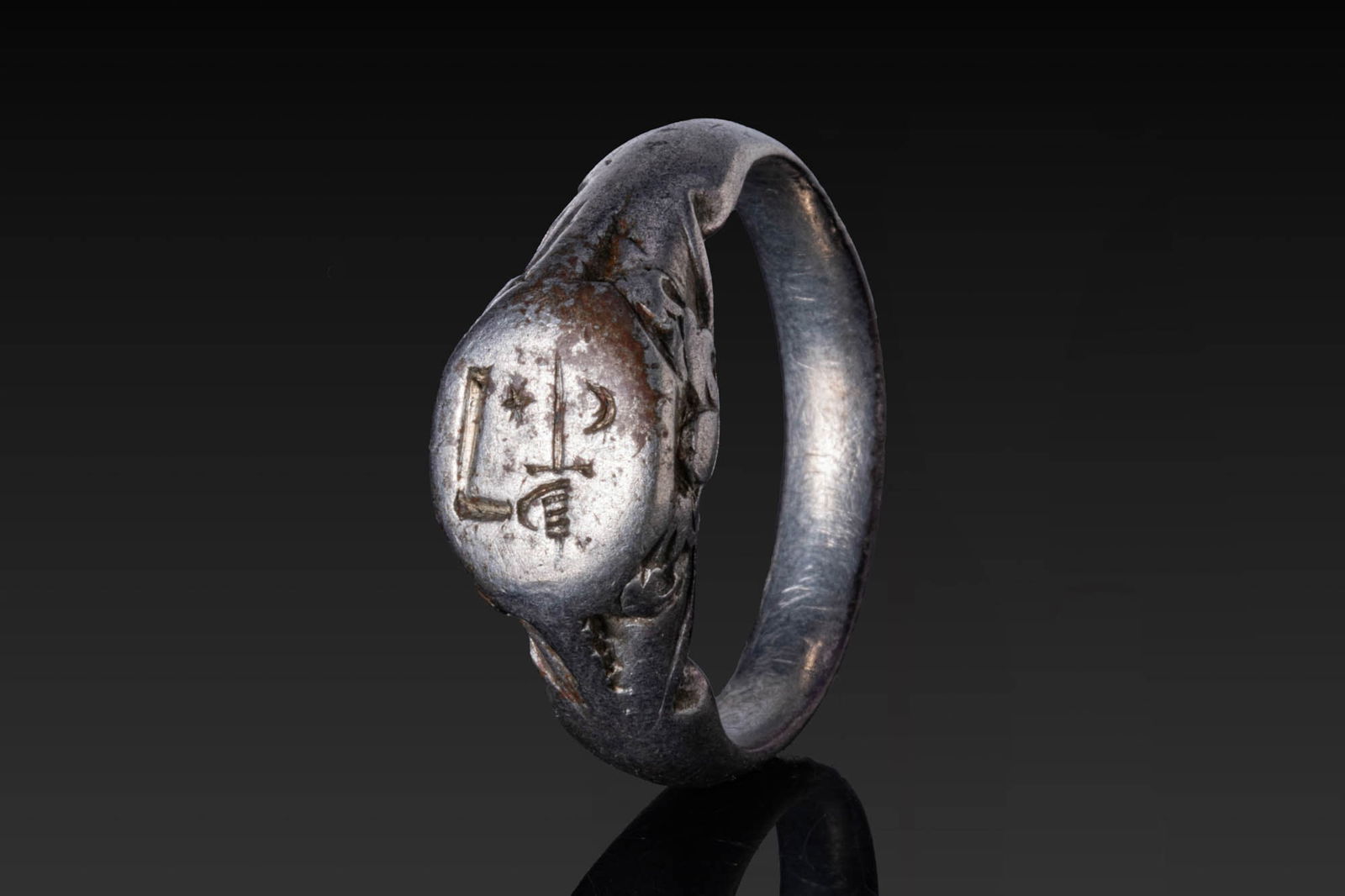 CRUSADER SILVER RING WITH ARM HOLDING A SWORD, STAR AND CRESCENT MOON (1 of 5)