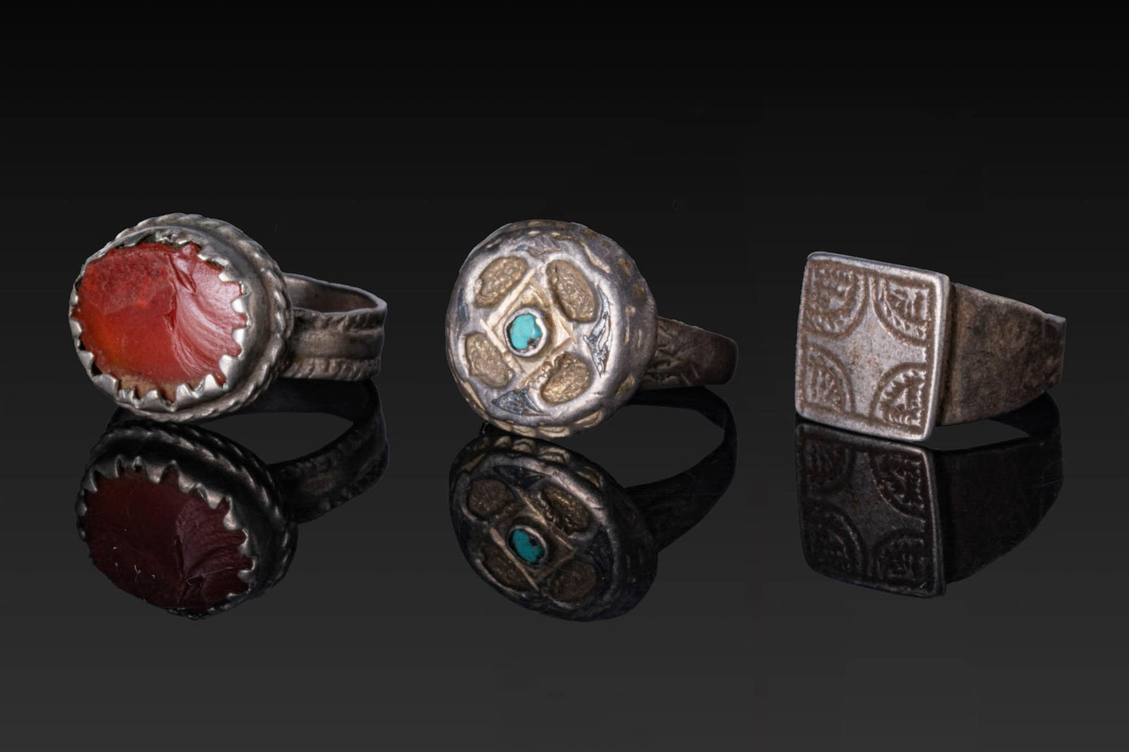 COLLECTION OF MEDIEVAL AND POST-MEDIEVAL SILVER RINGS (1 of 3)
