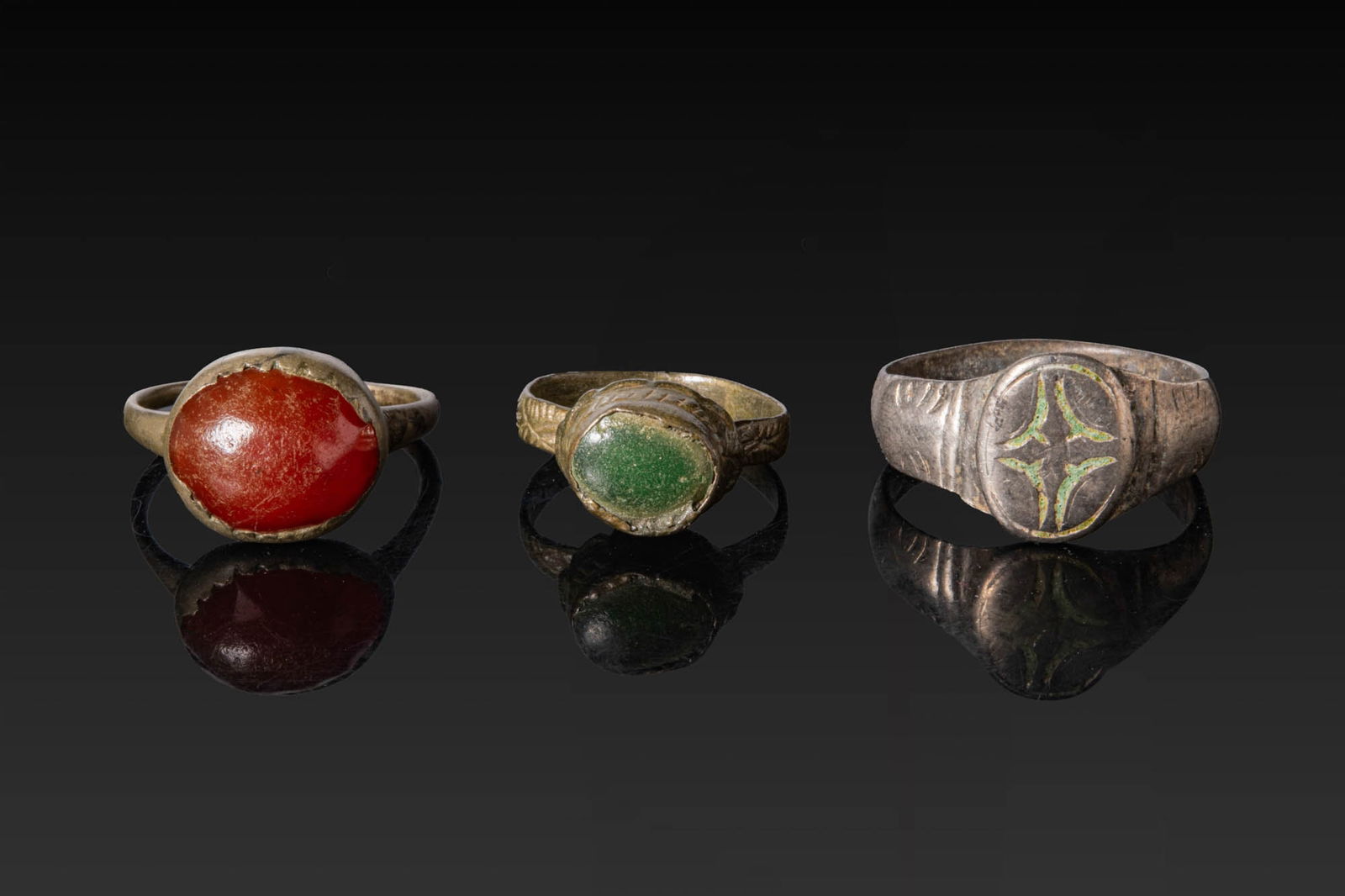 COLLECTION OF MEDIEVAL RINGS (1 of 3)