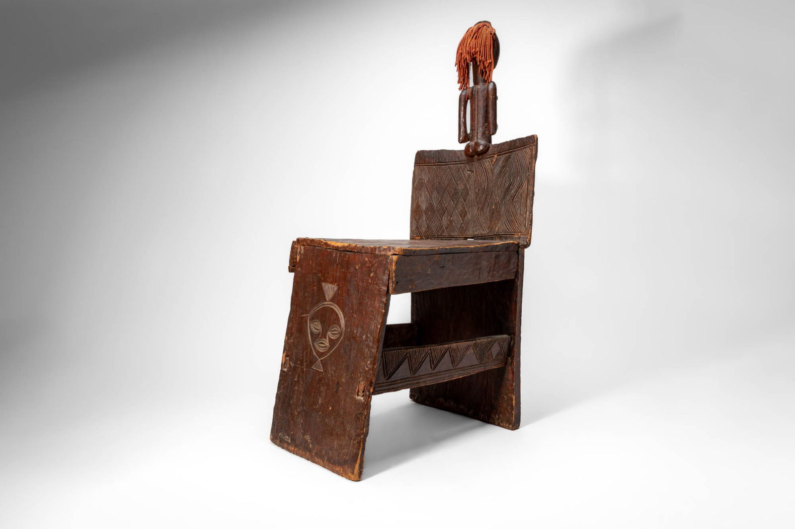 CONGOLESE WOODEN CHAIR WITH FEMALE FIGURE (1 of 9)