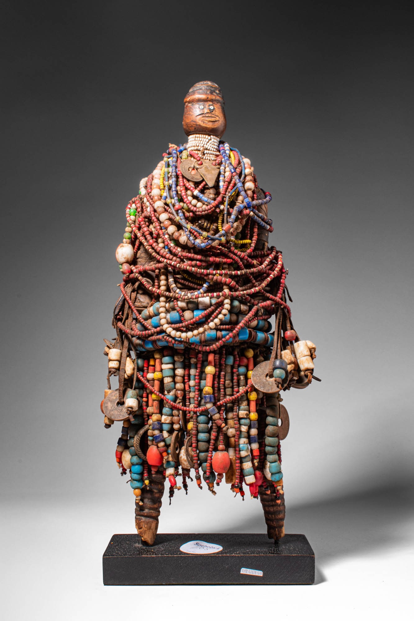 CAMEROON NAMJI DOLL (1 of 7)
