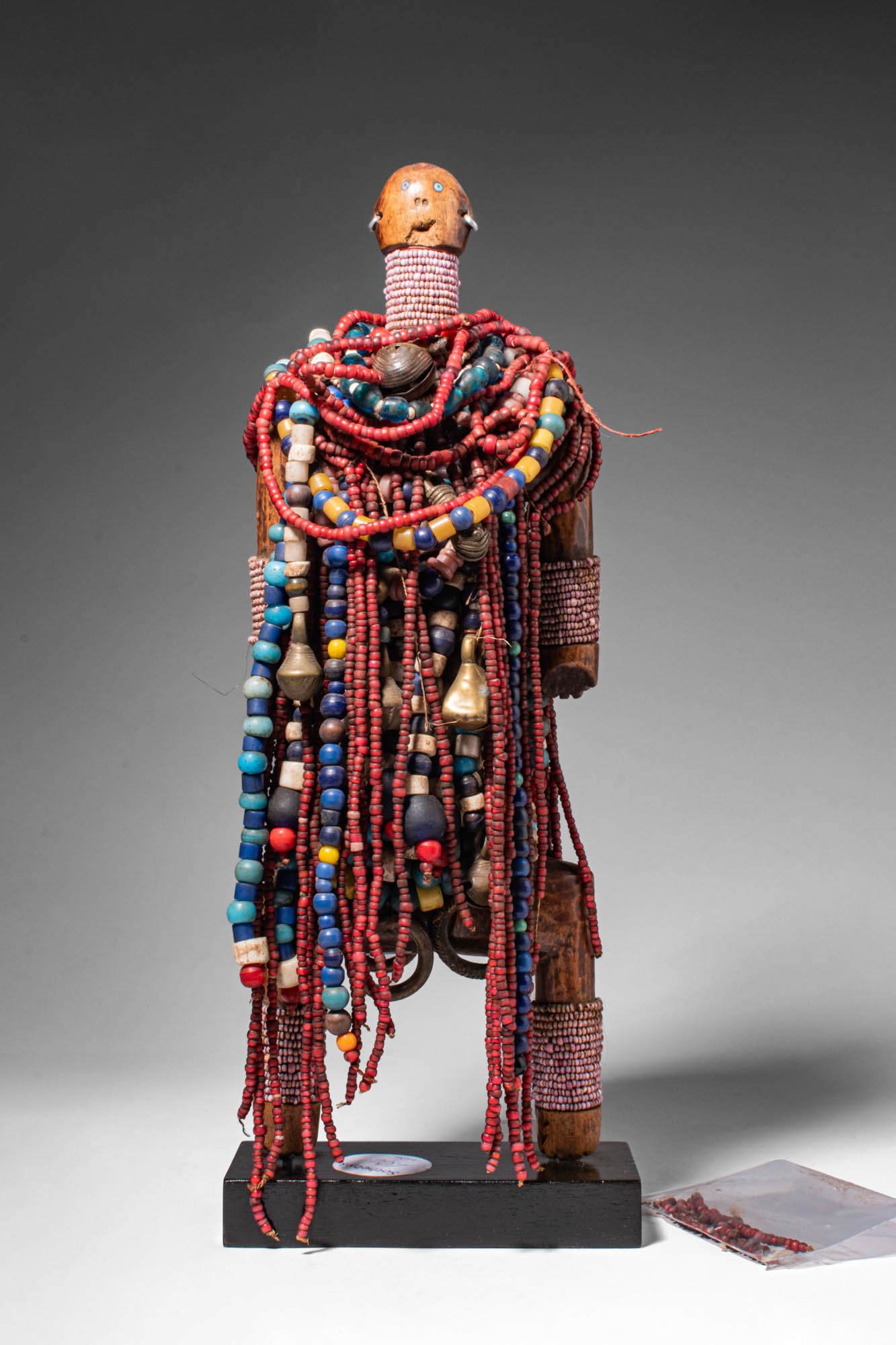 CAMEROON NAMJI DOLL (1 of 8)