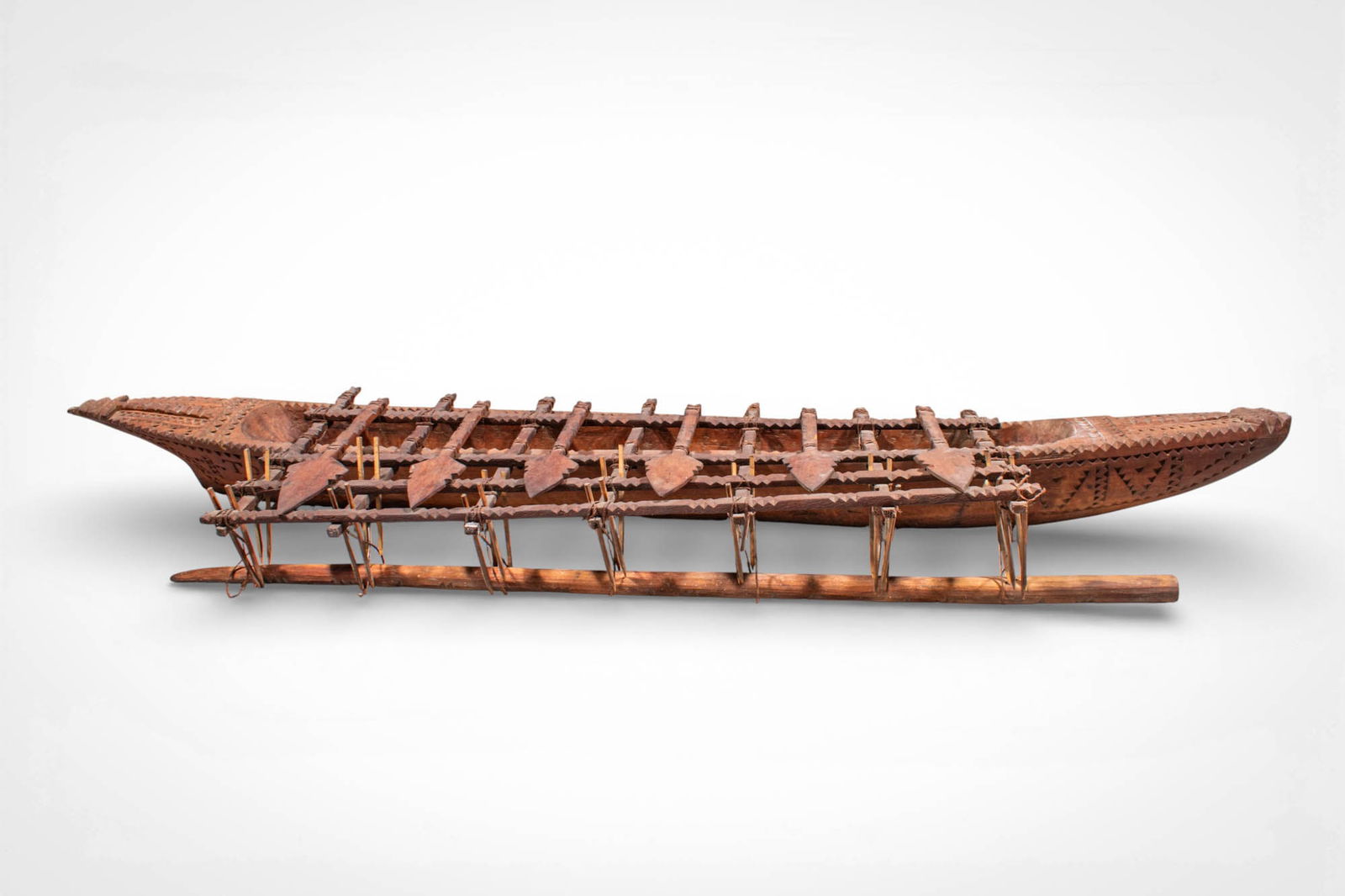 OCEANIC CANOE MODEL - 2