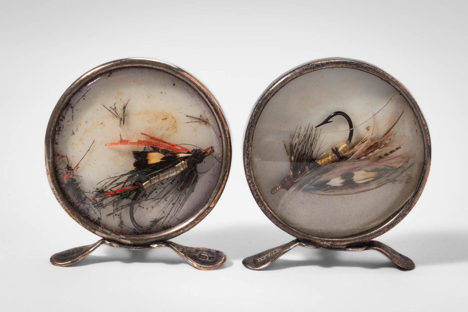 MATCHED SET OF FOUR EDWARDIAN SILVER NOVELTY MENU CARD HOLDERS (GREY & CO) - 5