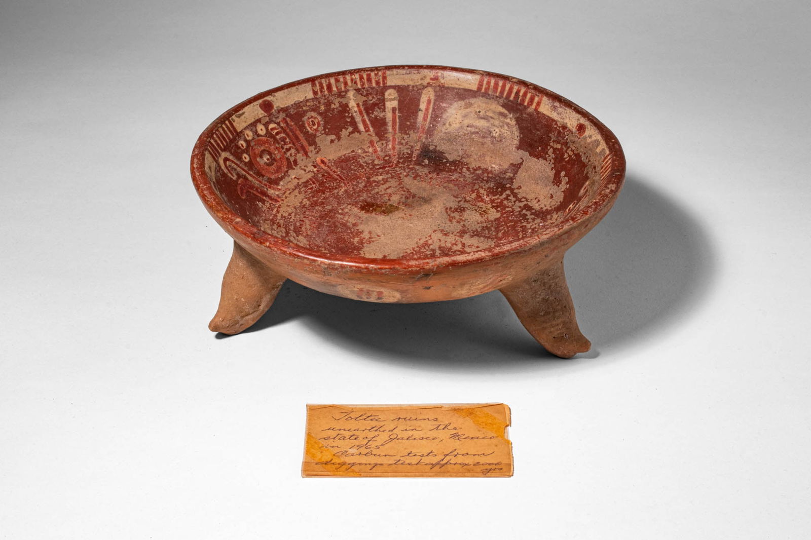 TOLTEC POLYCHROME TRIPOD BOWL (1 of 9)