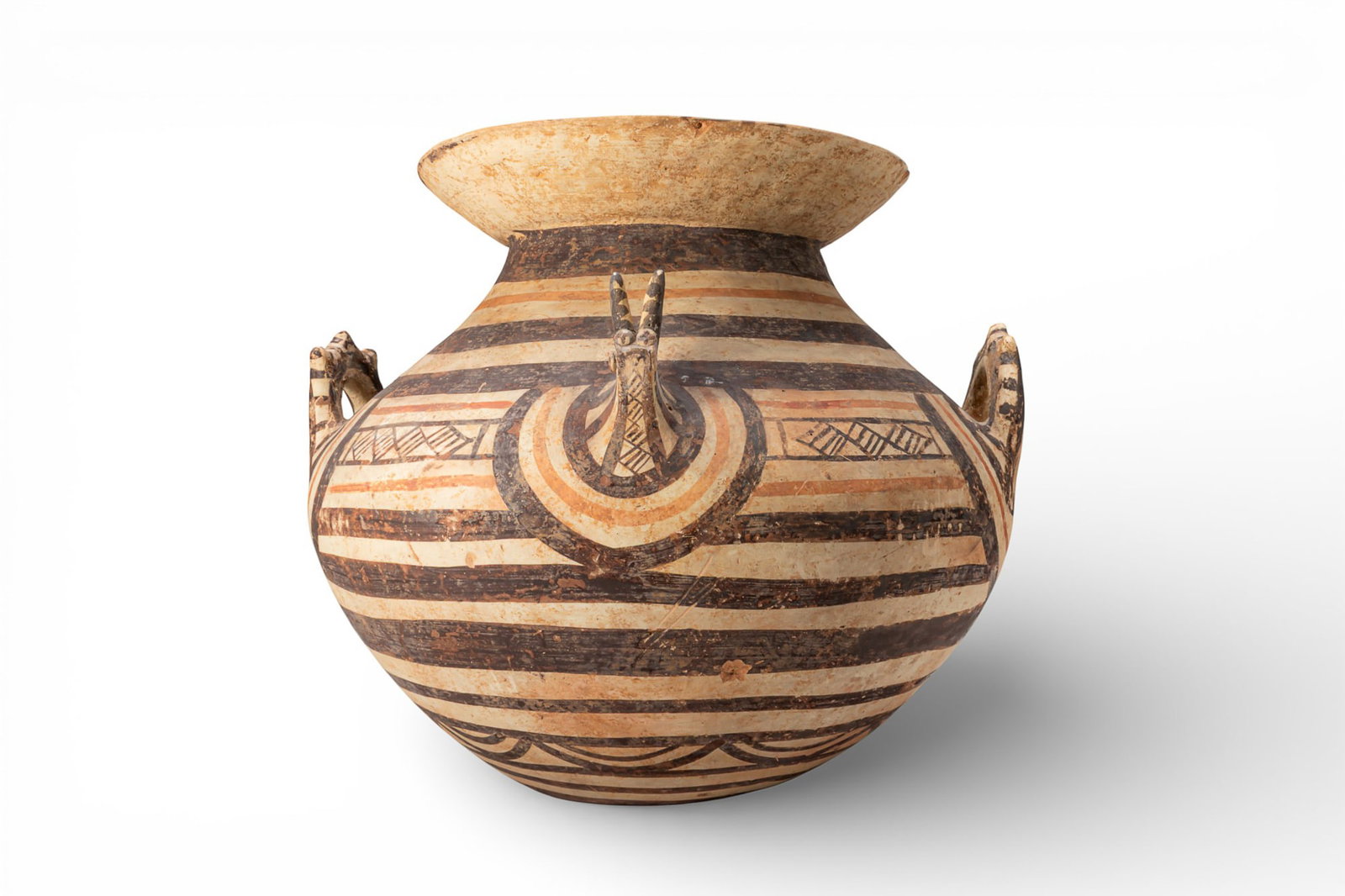 DAUNIAN BICHROME KRATER WITH GEOMETRIC DECORATION (1 of 6)