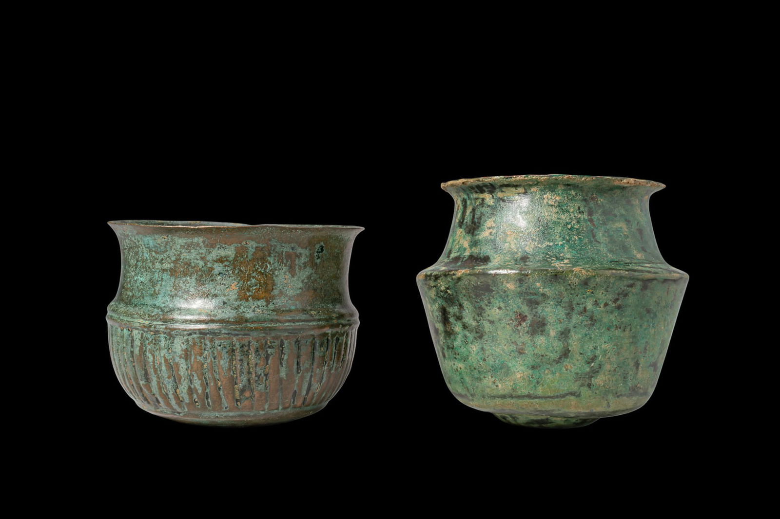 PAIR OF ETRUSCAN BRONZE CARINATED BOWLS (1 of 4)
