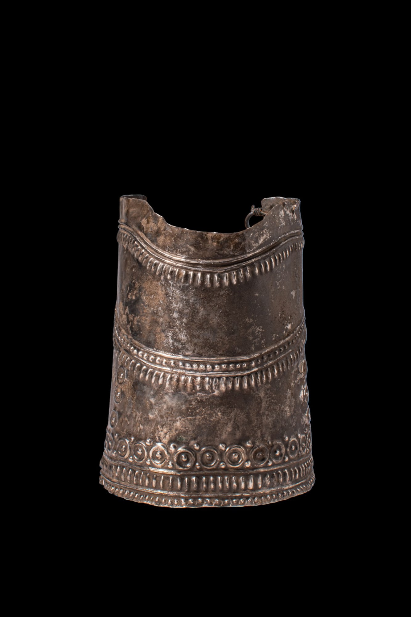 ROMAN SILVER ARCHER'S ARM GUARD WITH GEOMETRIC DECORATION (1 of 5)