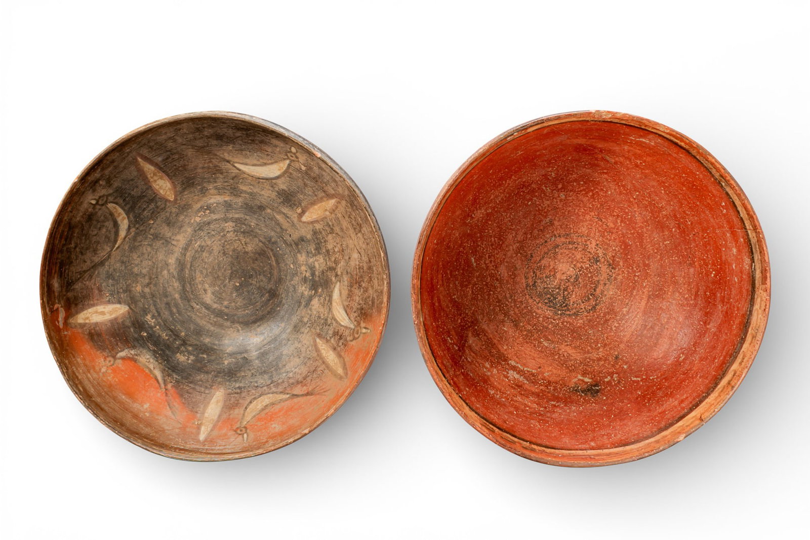 PAIR OF NABATEAN TERRACOTTA BOWLS (1 of 3)