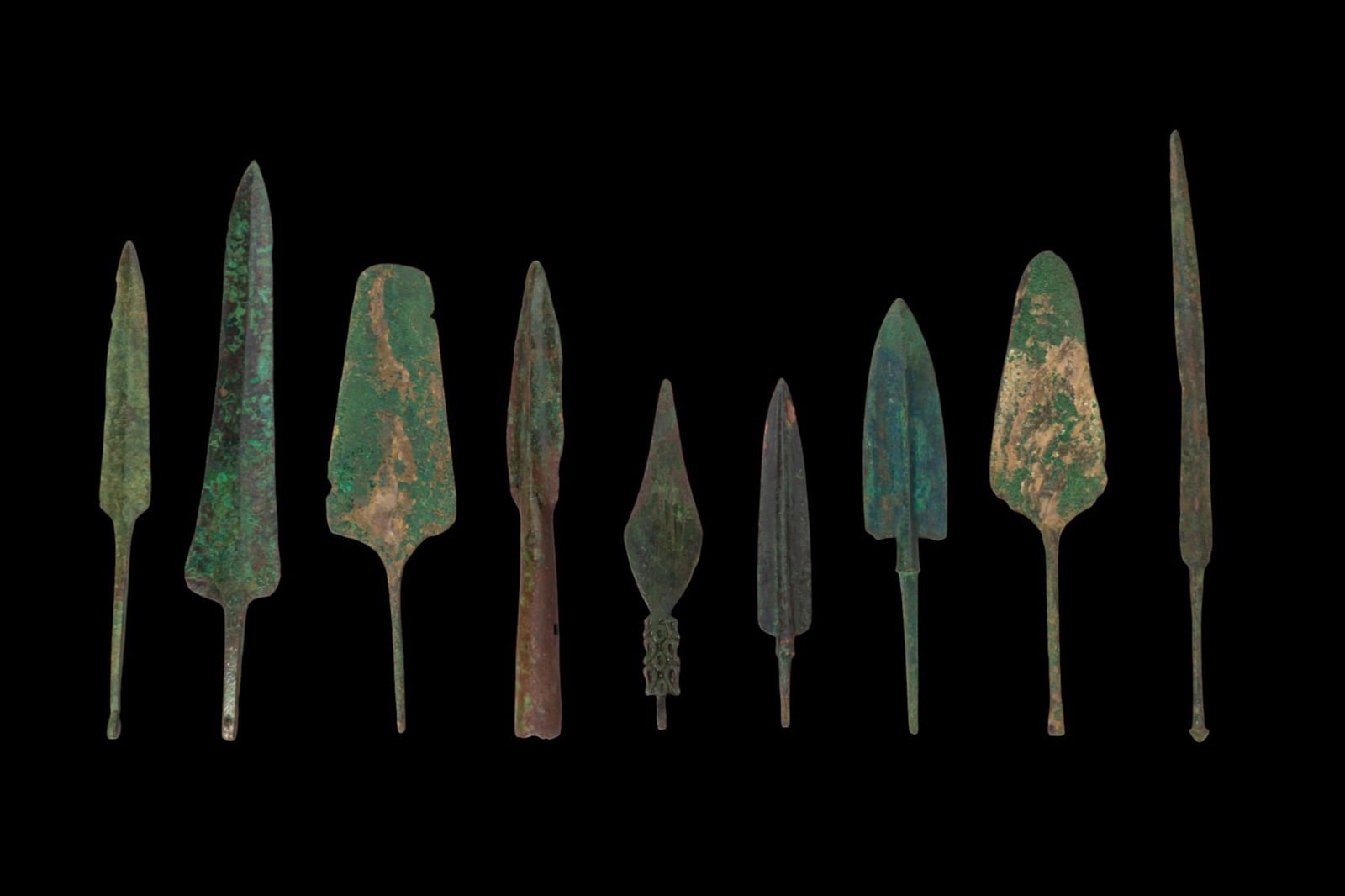 LARGE COLLECTION OF BRONZE AGE BRONZE WEAPONS (1 of 2)
