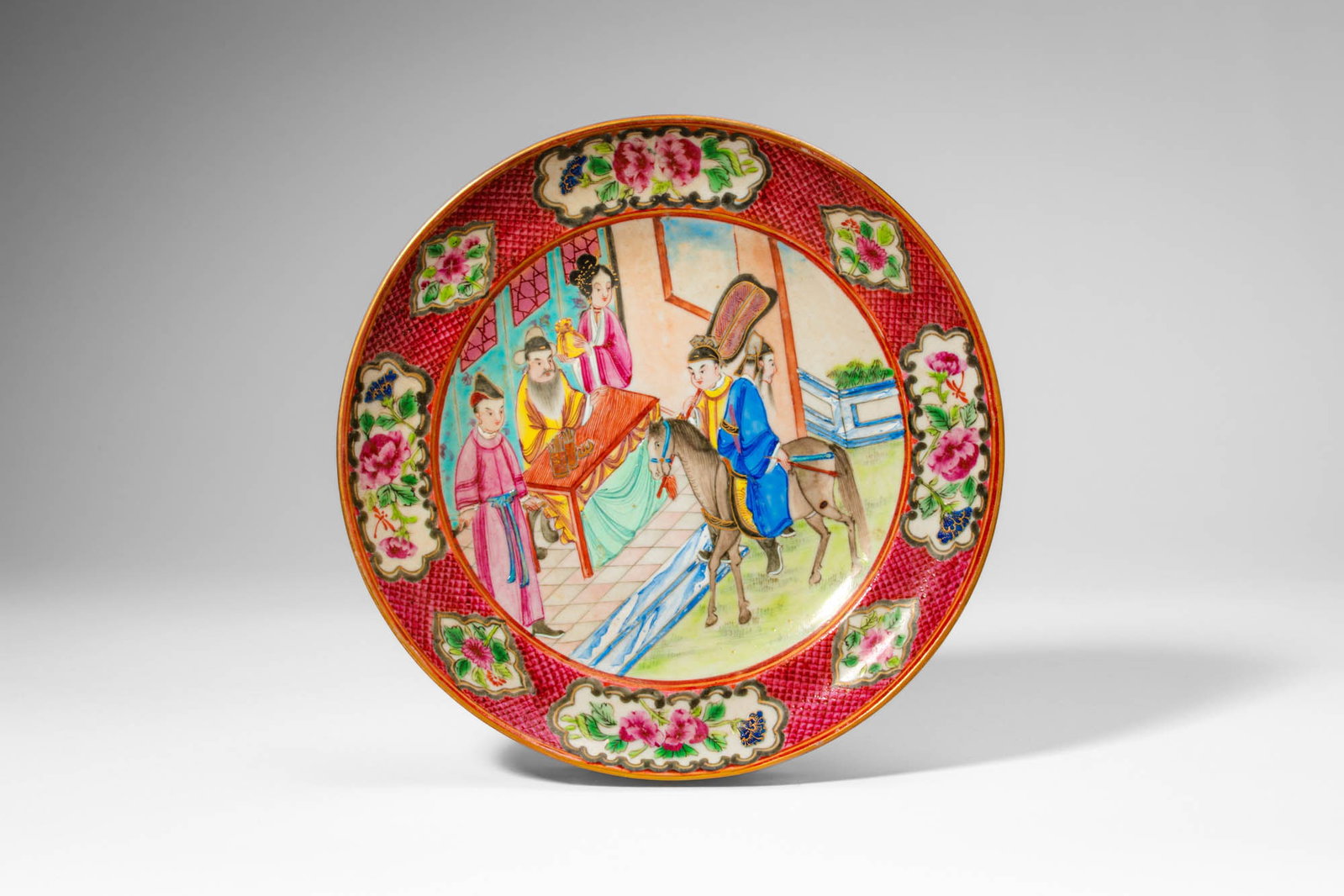 CHINESE FAMILLE ROSE FIGURAL PLATE (1 of 7)