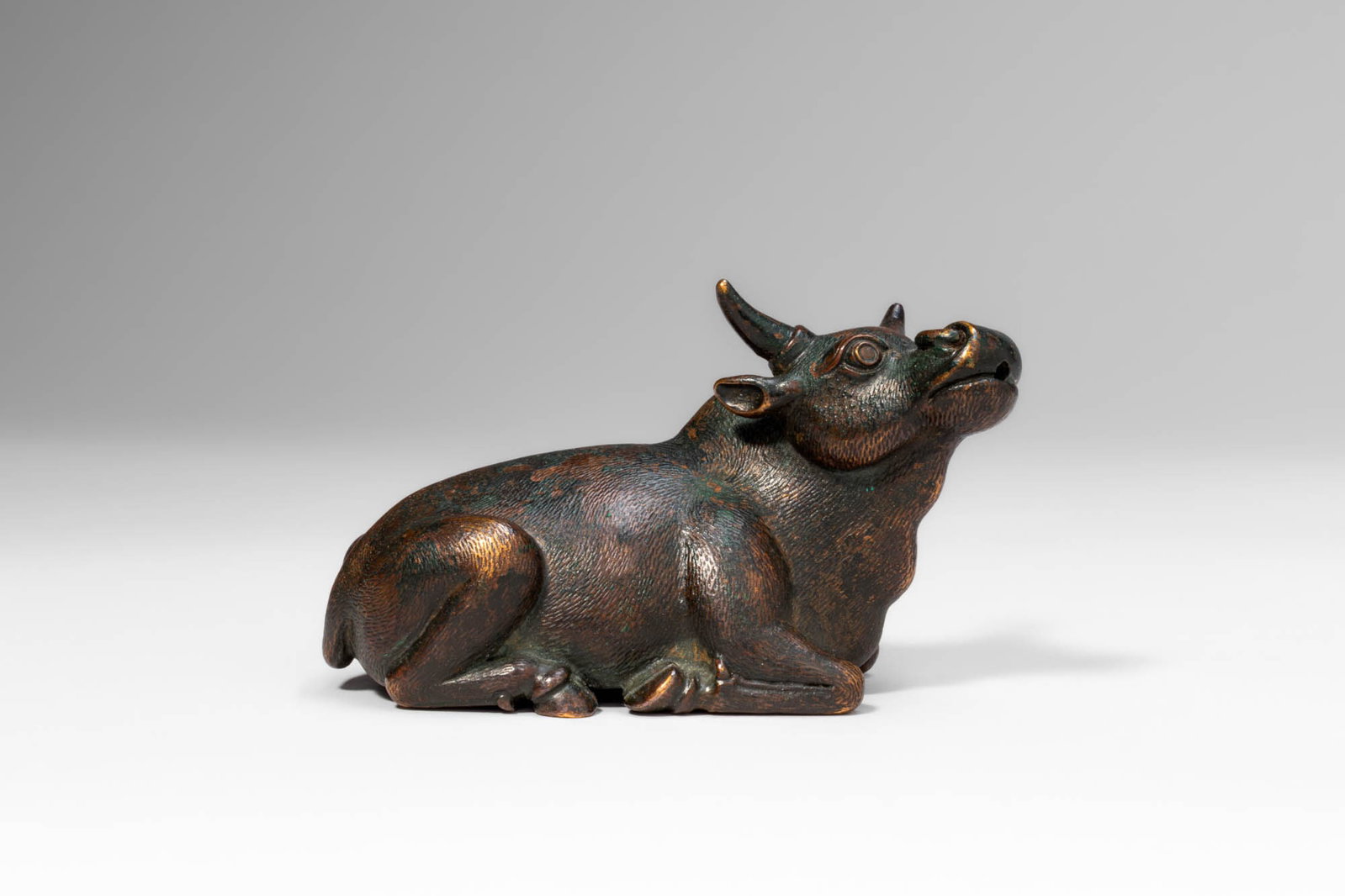 CHINESE BRONZE SEATED BULL (1 of 9)