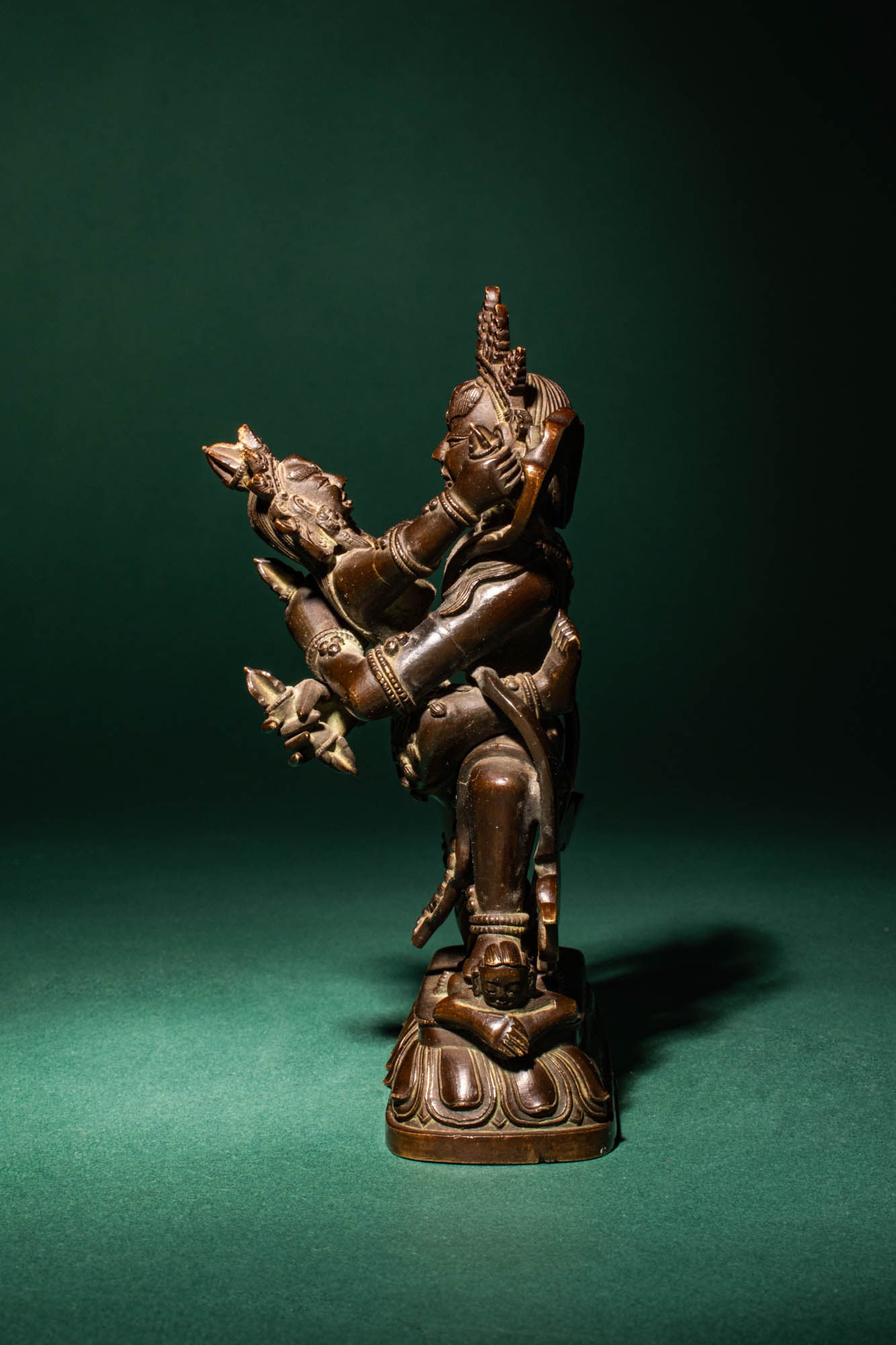 SINO-TIBETAN BRONZE YABYUM OF VAJRASATTVA AND CONSORT - 4