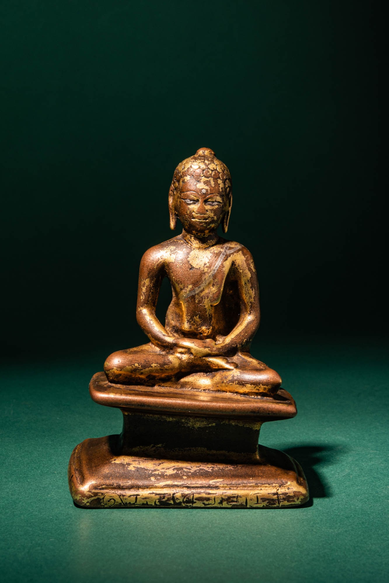 INDIAN GUPTA SILVER-INLAID BRONZE SEATED FIGURE OF BUDDHA SHAKYAMUNI (1 of 9)