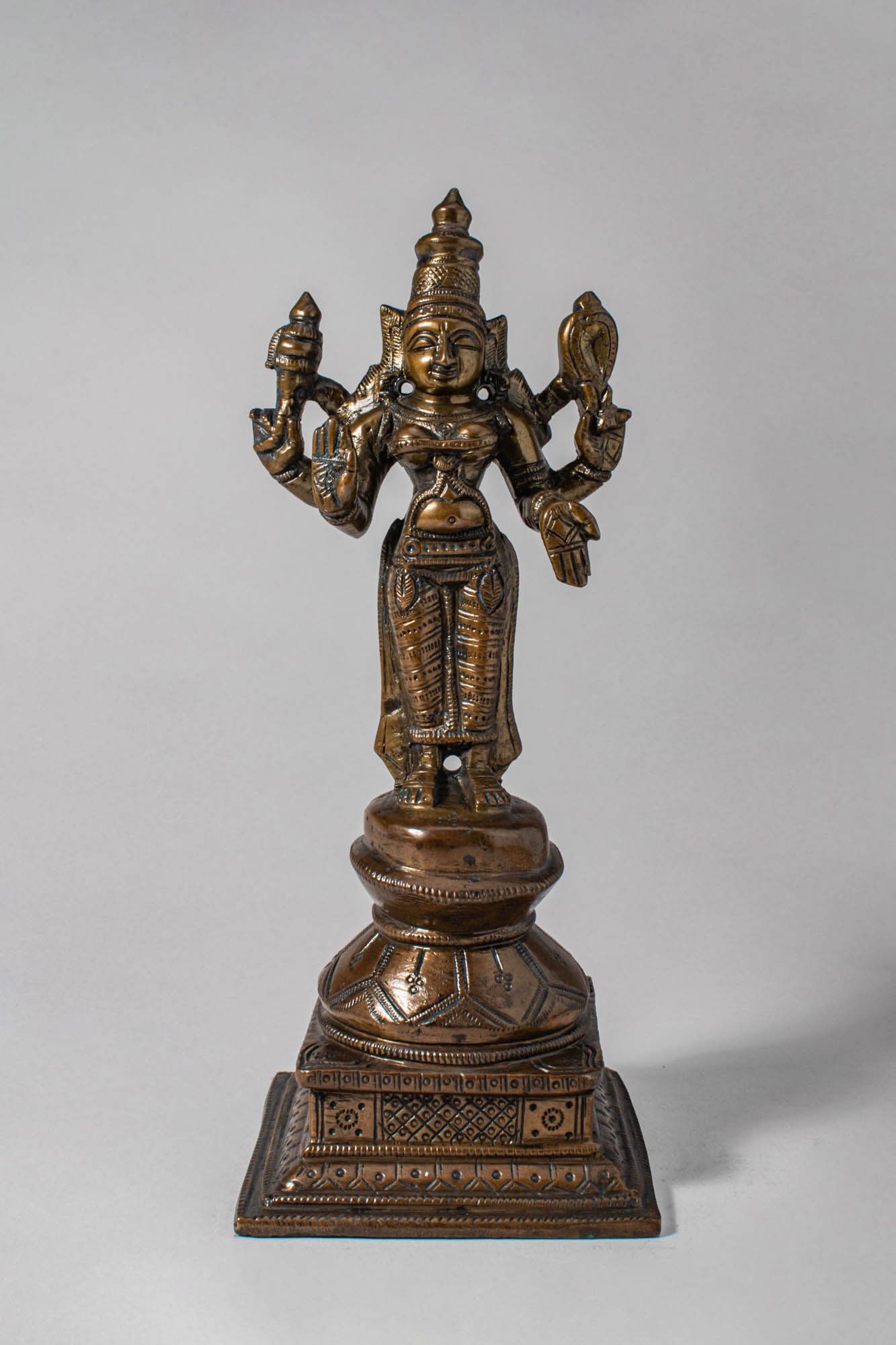 INDIAN BRONZE FIGURE OF VISHNU (1 of 6)