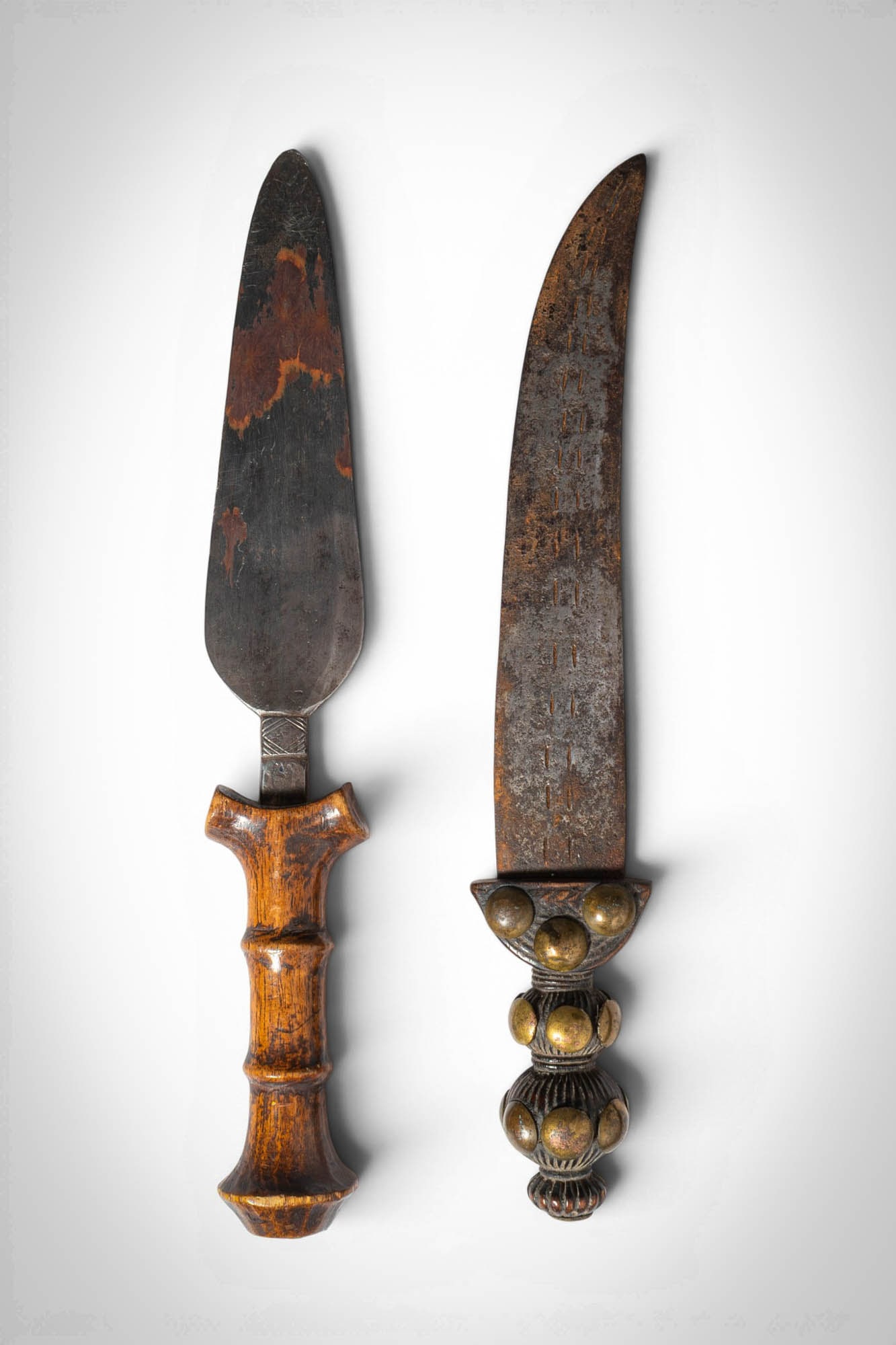 TWO AFRICAN KNIFES (1 of 4)