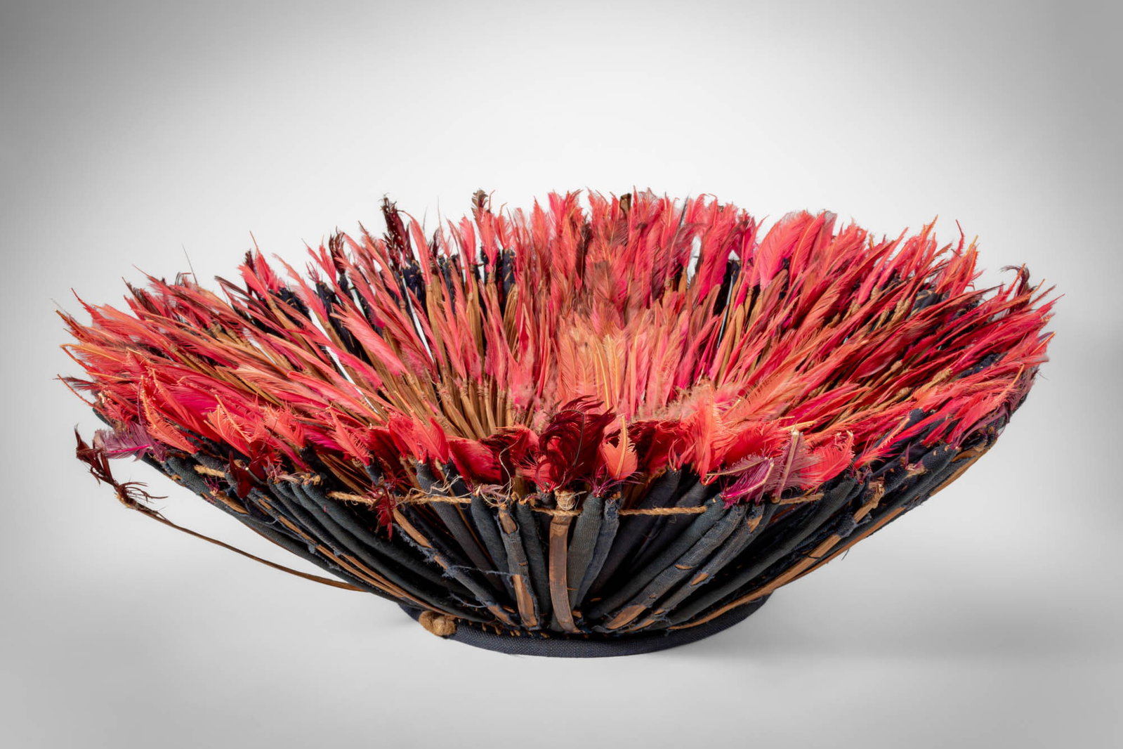CAMEROON FEATHERS STRAW CLOTH HAT (1 of 6)