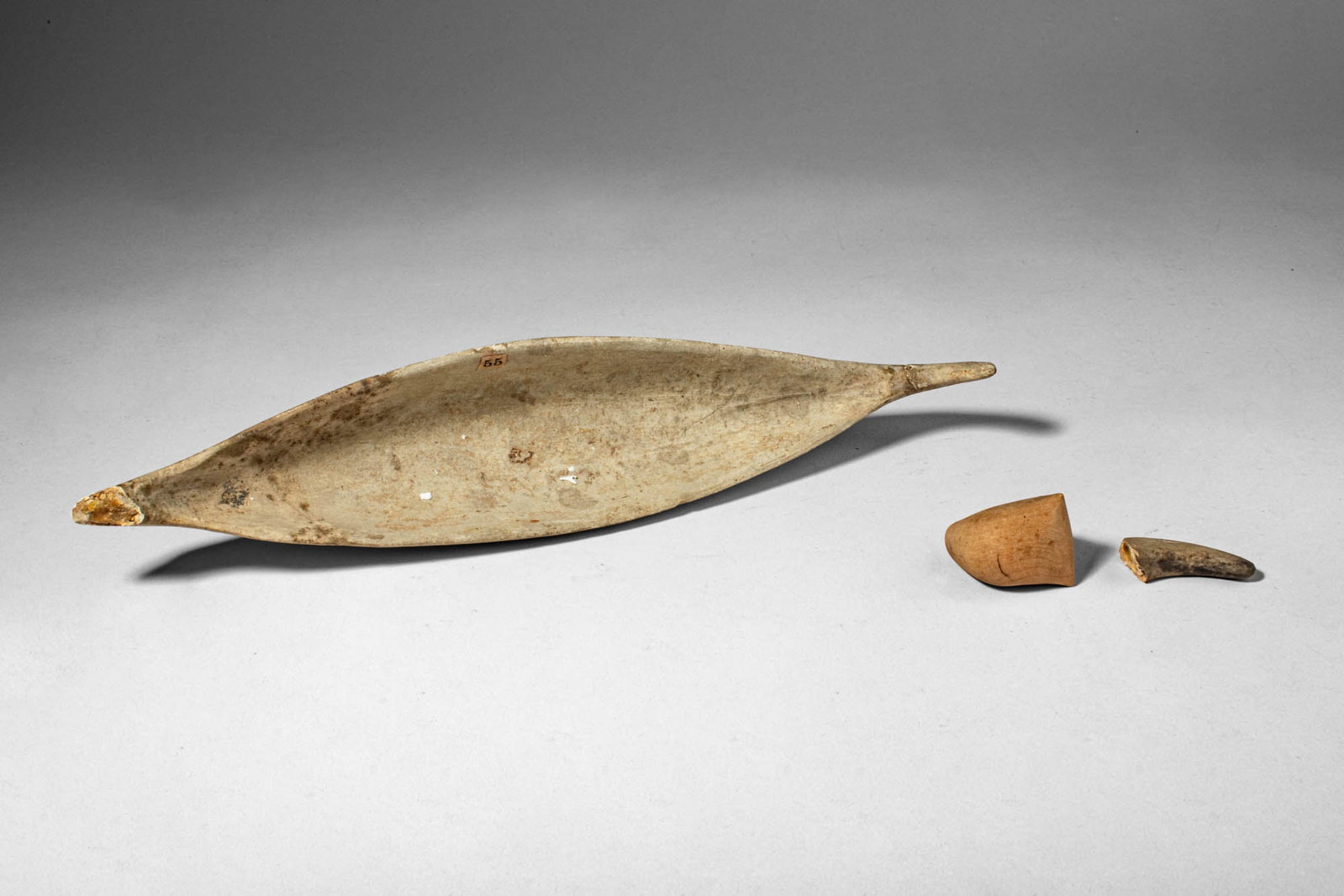 SMALL OCEANIC MODEL CANOE - 3