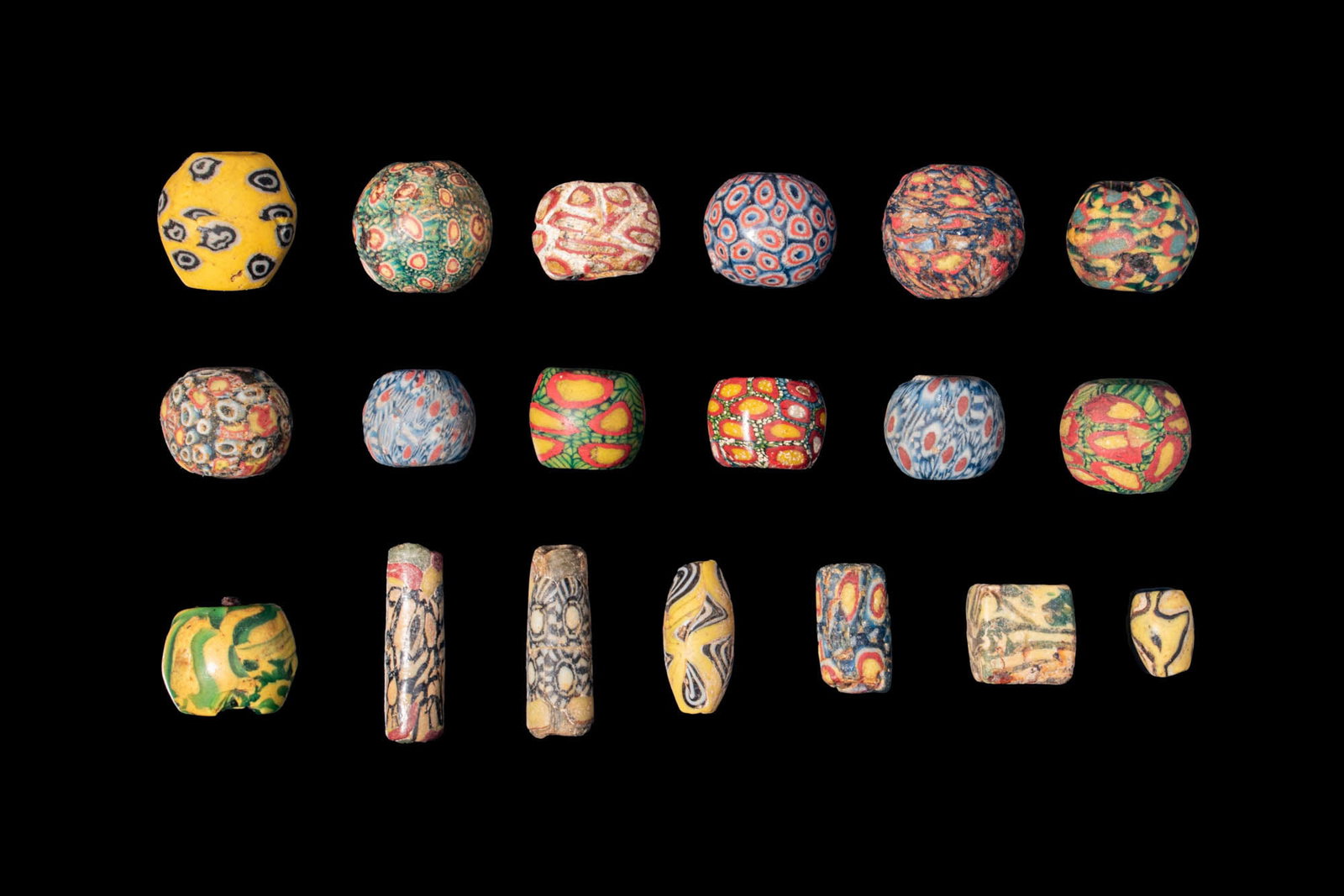 LARGE COLLECTION OF ROMAN MOSAIC GLASS BEADS (1 of 3)