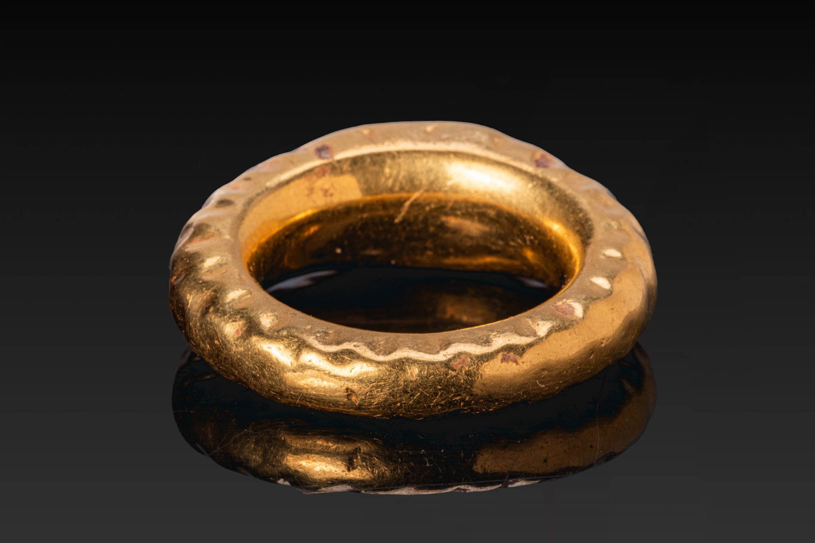 LATE ROMAN GOLD RING WITH RECTANGULAR EMERALD - 4