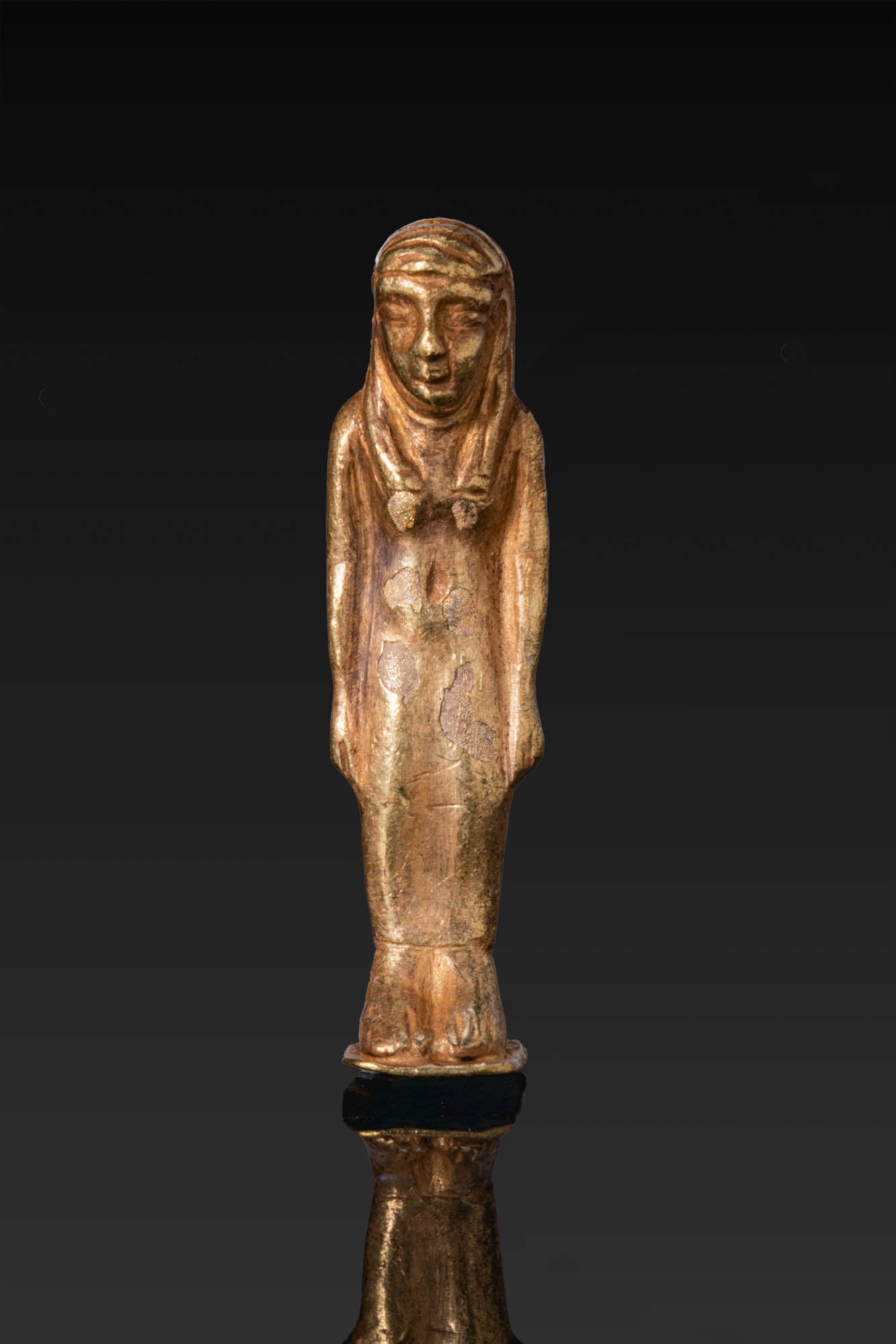 EGYPTIAN-PHOENICIAN GOLD AMULET OF A WOMAN, POSSIBLY A GODDESS (1 of 3)