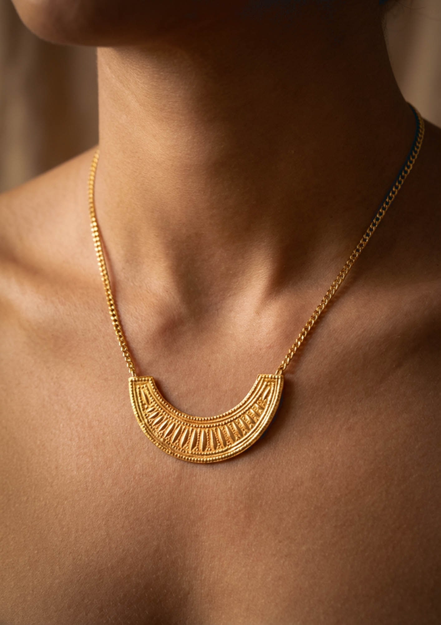 EGYPTIAN GOLD BROAD COLLAR AMULET (1 of 4)