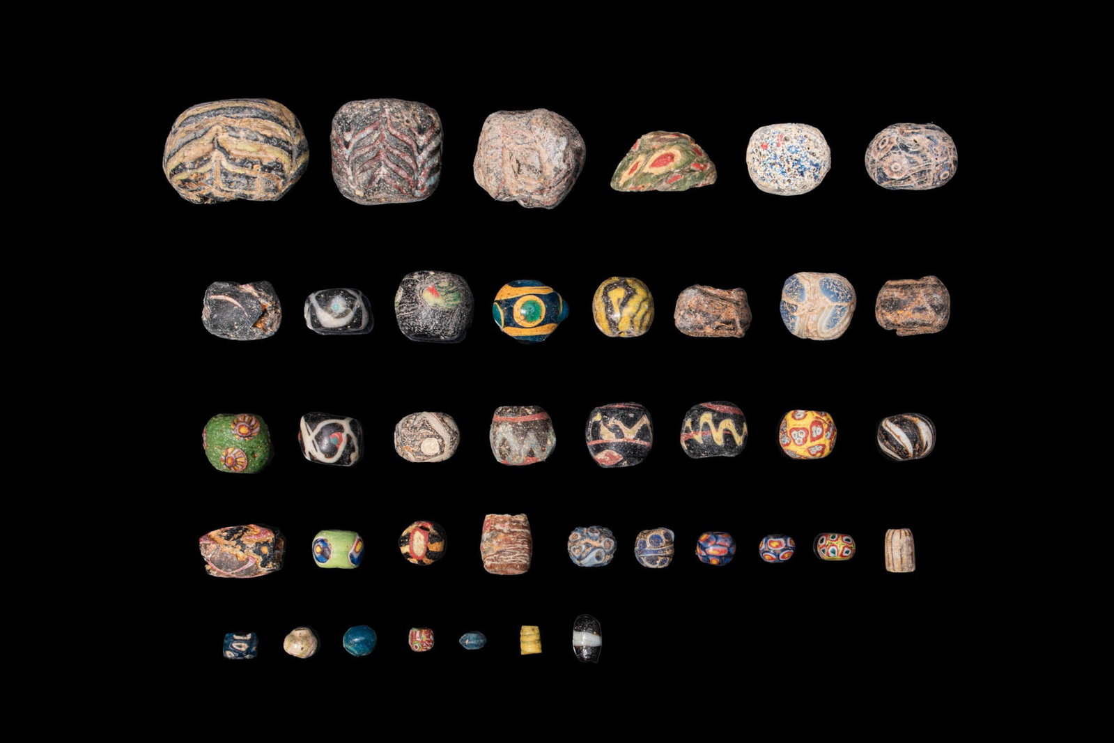 LARGE COLLECTION OF PHOENICIAN AND GREEK GLASS BEADS (1 of 3)