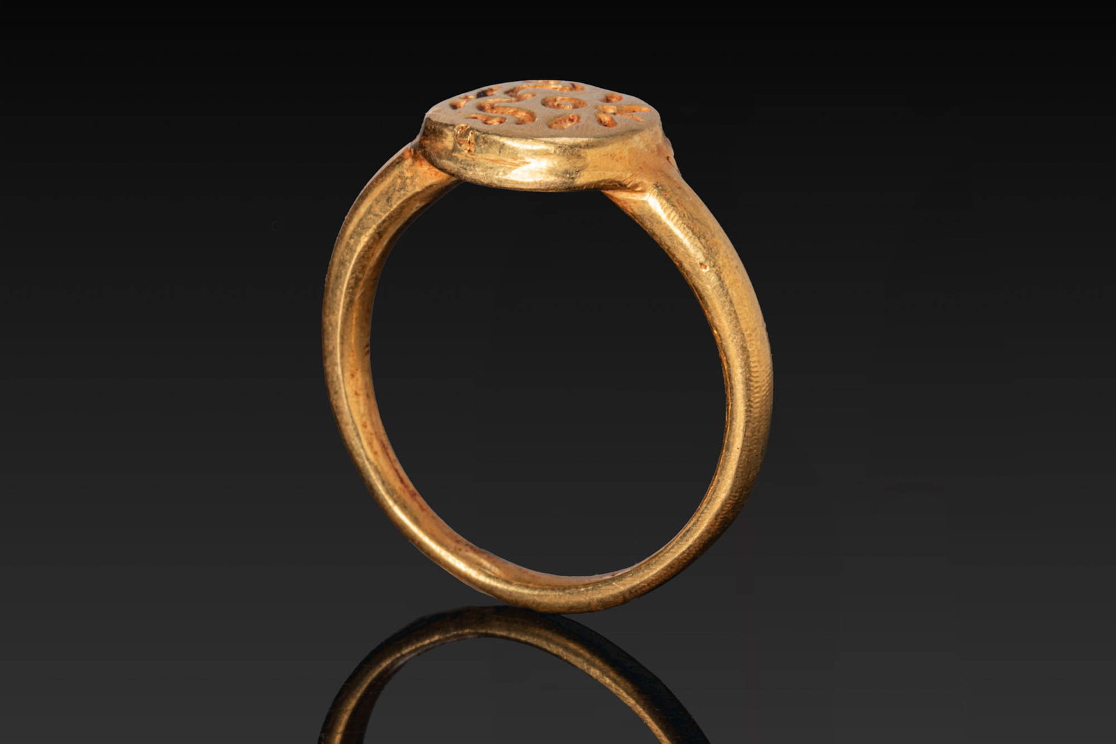 MEDIEVAL SOLID GOLD RING - 5