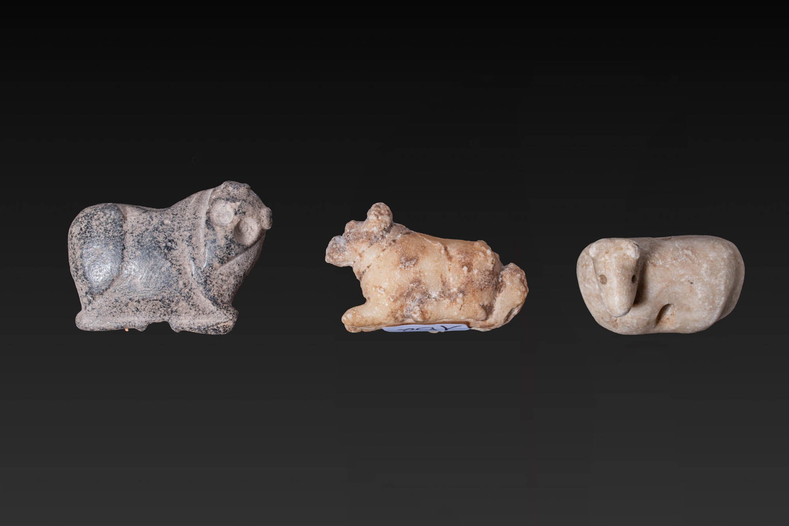 COLLECTION OF MESOPOTAMIAN STONE ANIMAL AMULETS AND A STAMP SEAL - ORIGINAL LAMBERT REPORT (1 of 5)