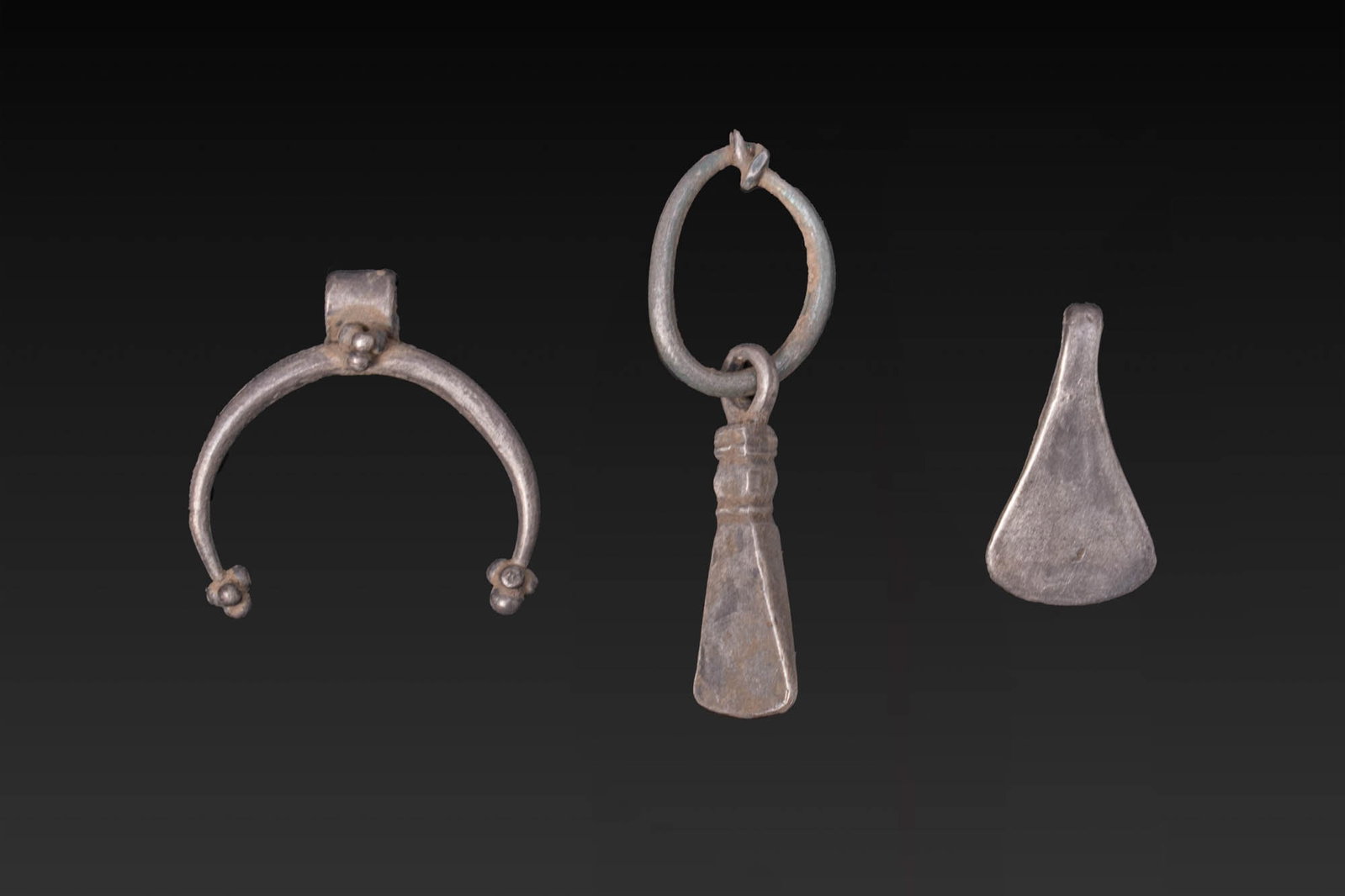 COLLECTION OF VIKING SILVER PENDANTS (1 of 2)