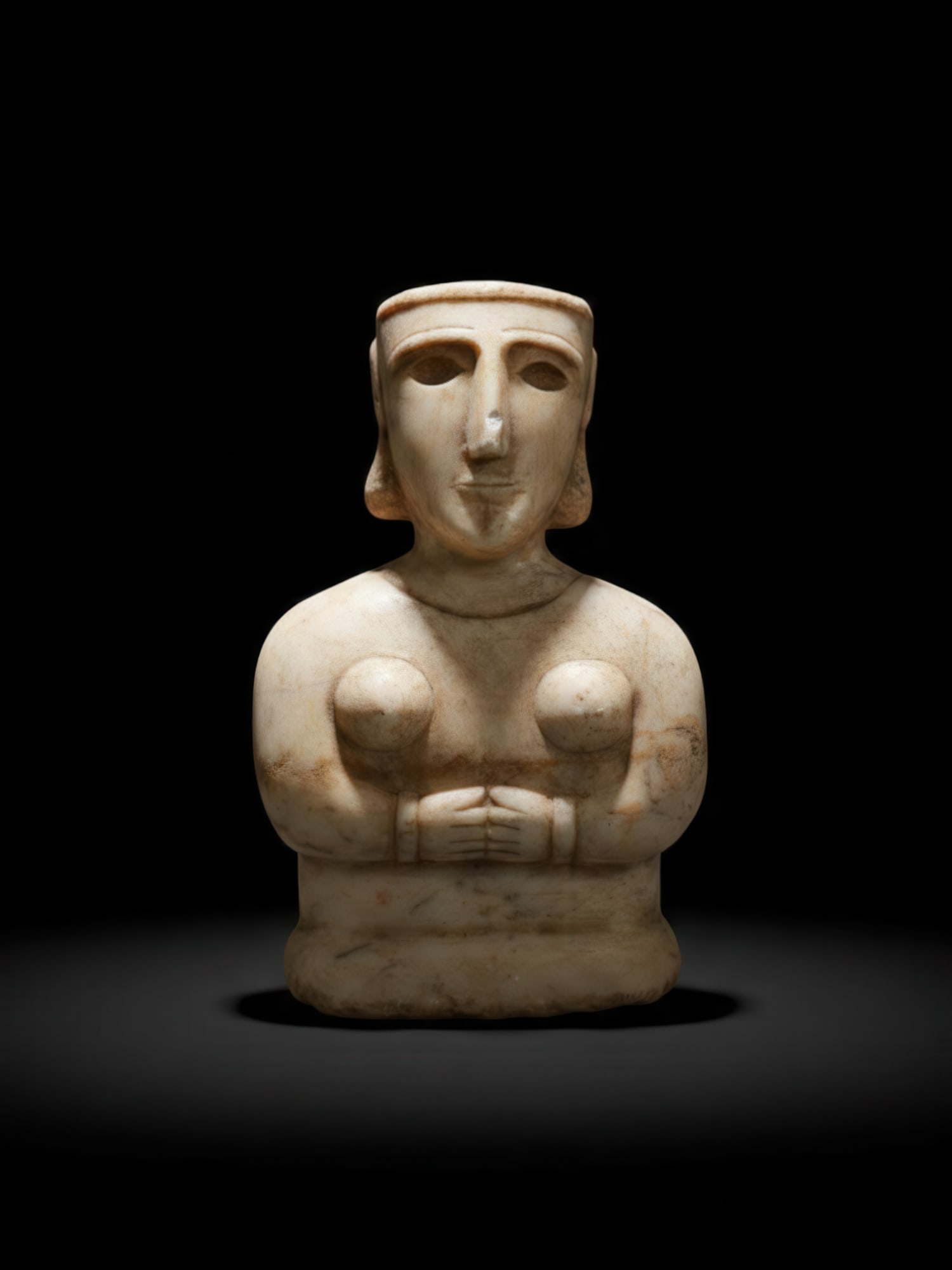 SOUTH ARABIAN ALABASTER FEMALE FIGURE (1 of 5)