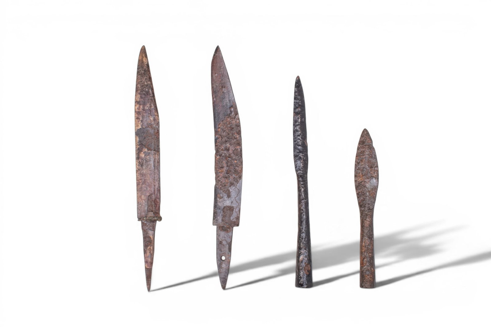 COLLECTION OF VIKING IRON WEAPONS WITH STAMPED DECORATION (1 of 1)