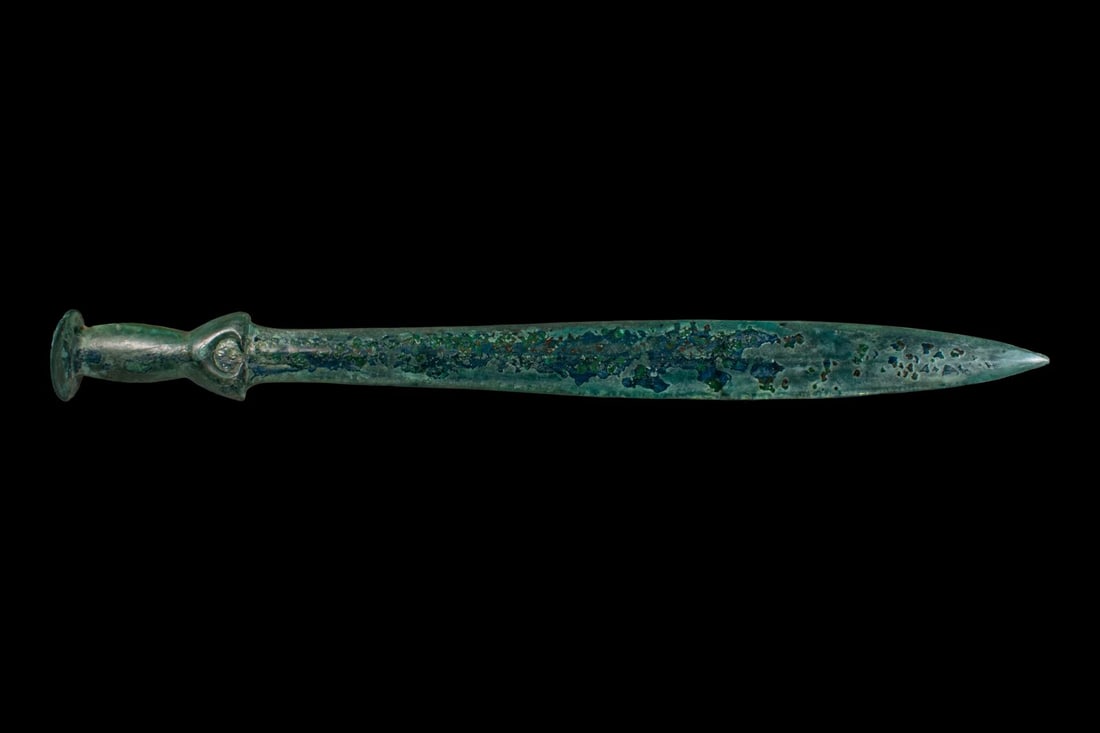 CENTRAL EUROPEAN BRONZE SWORD (1 of 5)