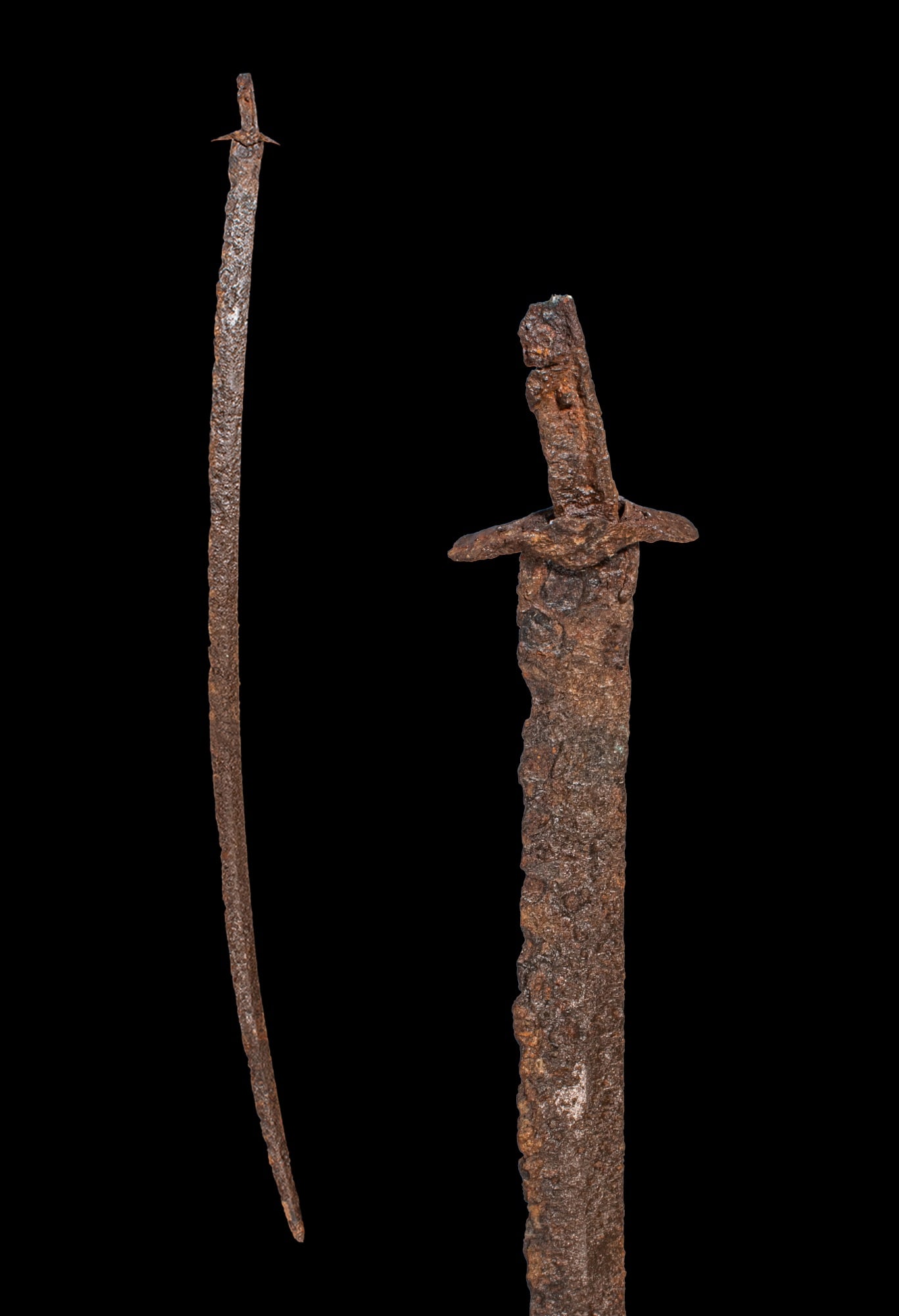 MEDIEVAL BYZANTINE IRON SABRE (1 of 6)