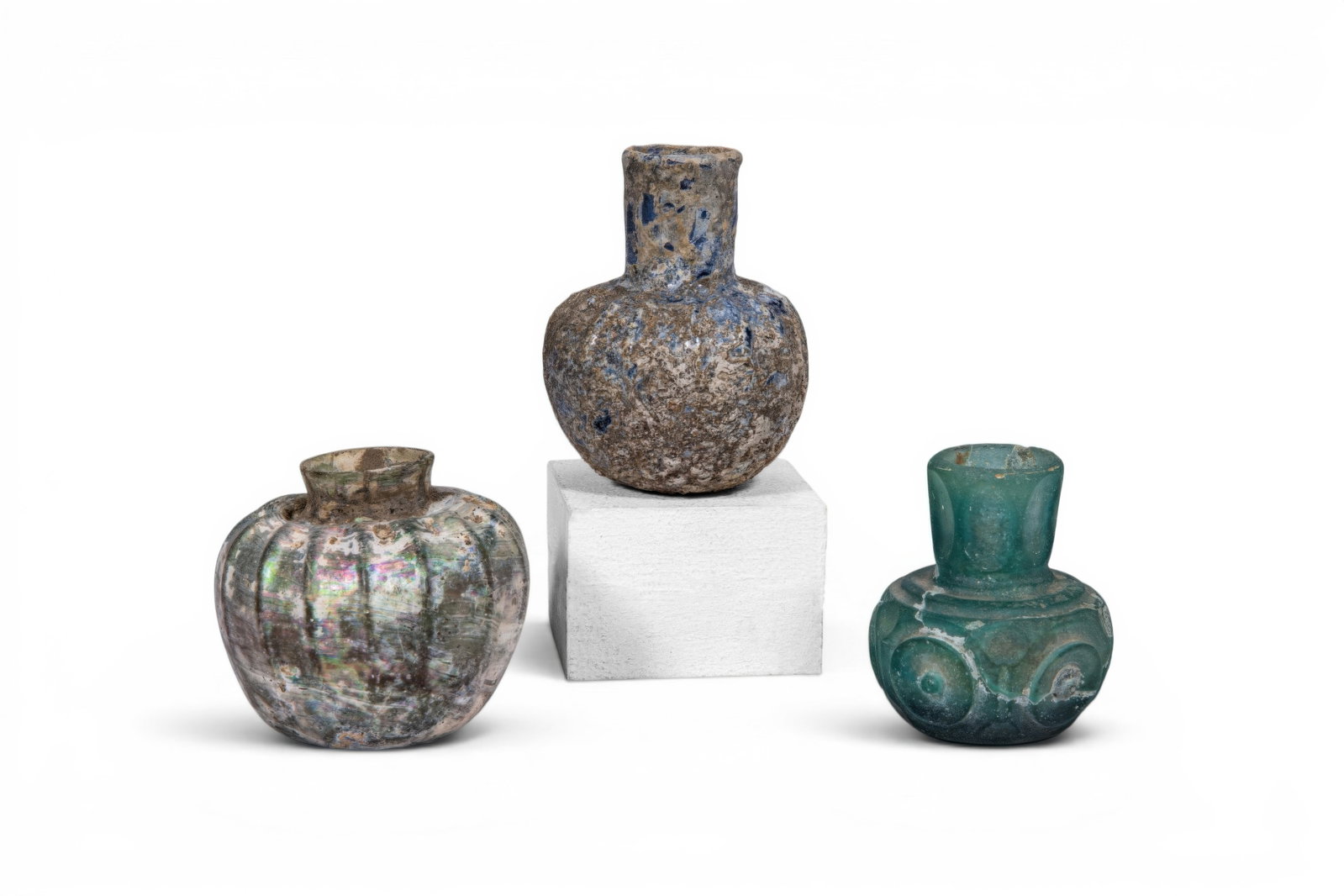 COLLECTION OF UMAYYAD GLASS VESSELS (1 of 3)