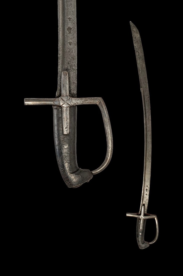 POLISH HUSSARS SABRE, EARLY TYPE, MIDDLE OF 17TH CENTURY (1 of 6)