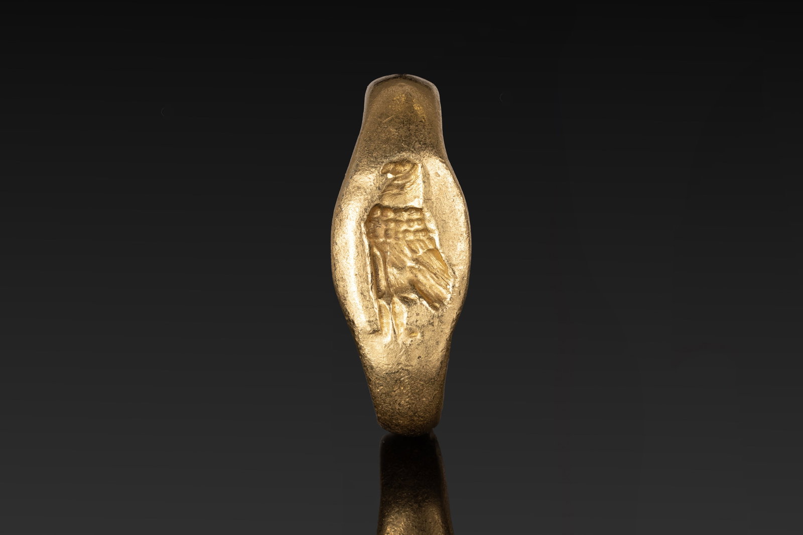 HELLENISTIC GOLD RING WITH EAGLE - 2