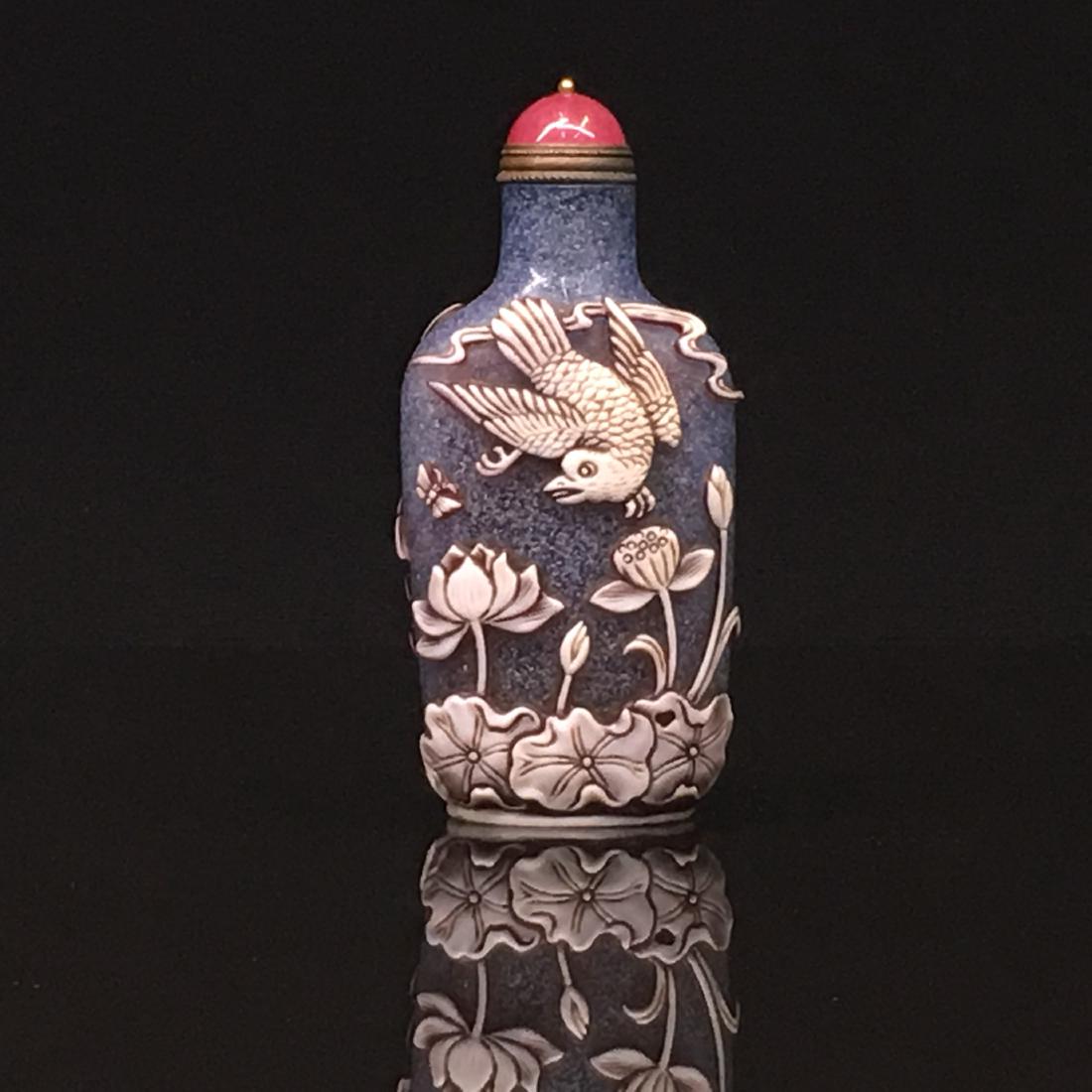 Chinese glassware snuff bottle (1 of 6)