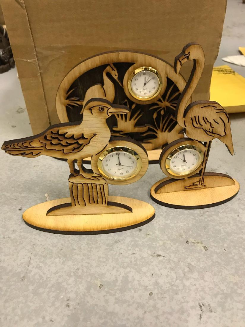 6 Scroll Saw Wood Bird Desk Tabletop Clock (1 of 9)