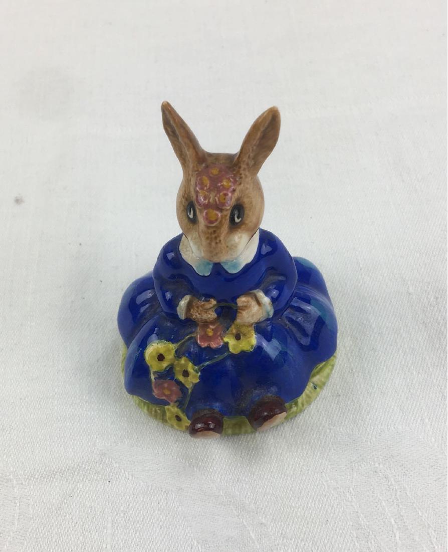 Vintage Royal Doulton Beatrix Potter Figurine, Daise: Vintage Royal Doulton Beatrix Potter Figurine, Daise Bunnykins; a cute little figurine , in very good condition. It is in very good condition, colors are strong and there are no chips or dents noted. 