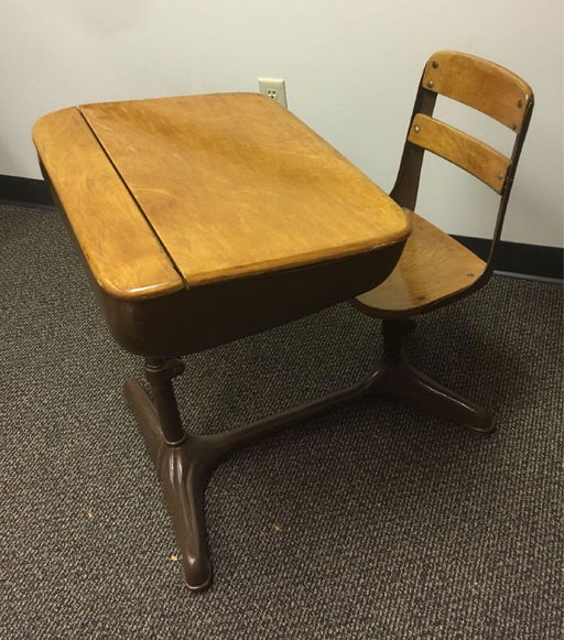 Vintage Grade School Desk With Attached Chair Feb 21 2019