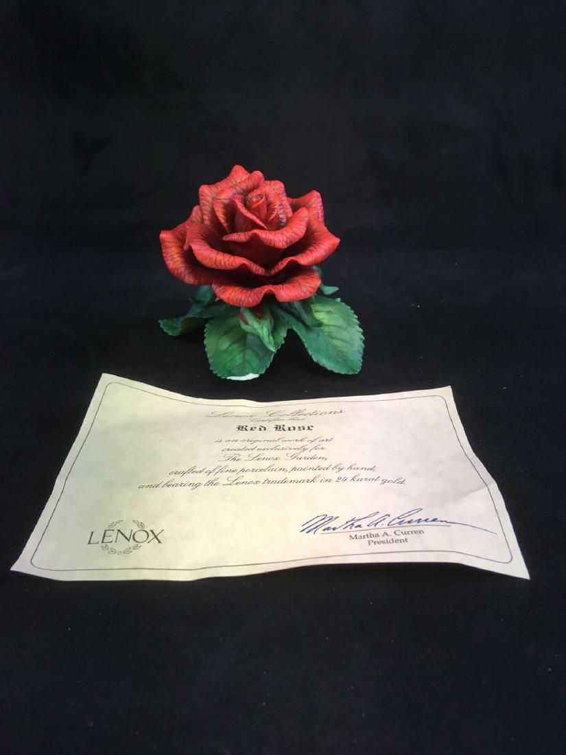 Vintage Lenox Garden Fine Porcelain Red Rose: Vintage Lenox Garden Fine Porcelain Red Rose; this beautiful hand-painted rose is marked "1992" and includes a certificate of authenticity. The rose is in good condition, it is noted that is shows one