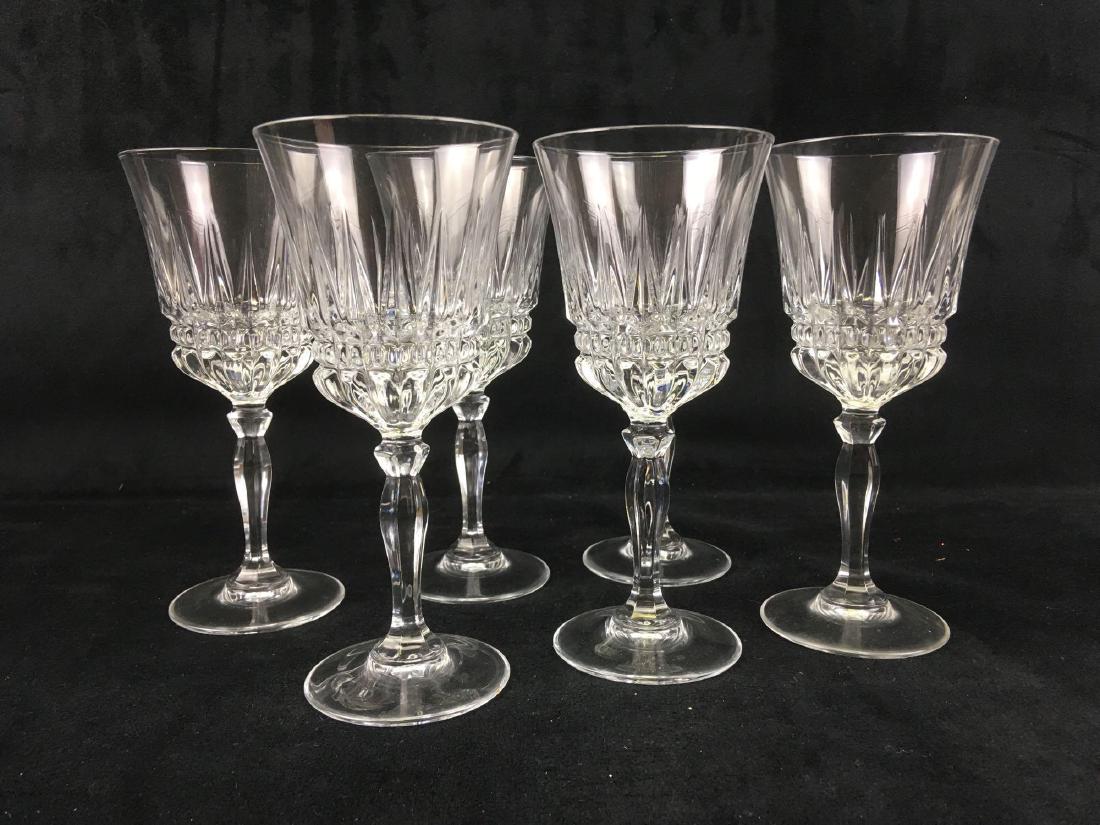 Set of 6 Vintage Crystal Stemmed Wine Glasses: Set of 6 Vintage Crystal Stemmed Wine Glasses; a very nice and clean set. All are in excellent condition with no chips or cracks noted. Each wine glass measures 6 3/4" H x 3" DIA.