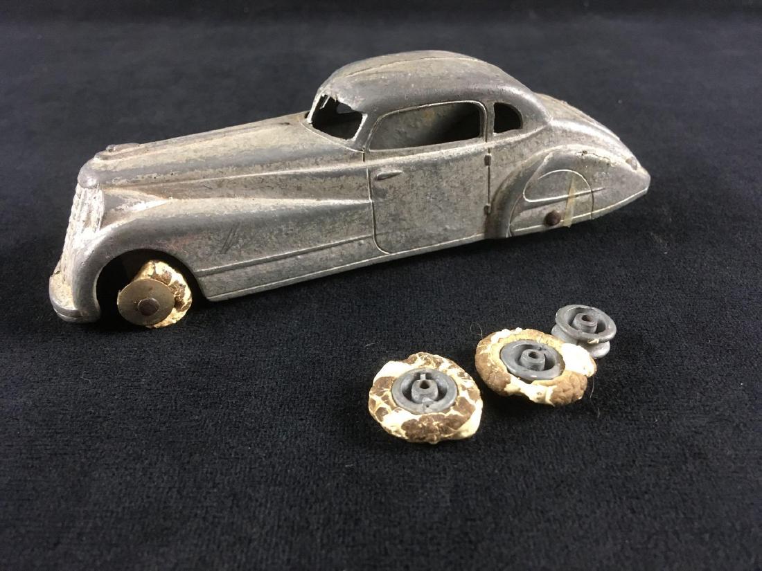 antique tootsie toy cars